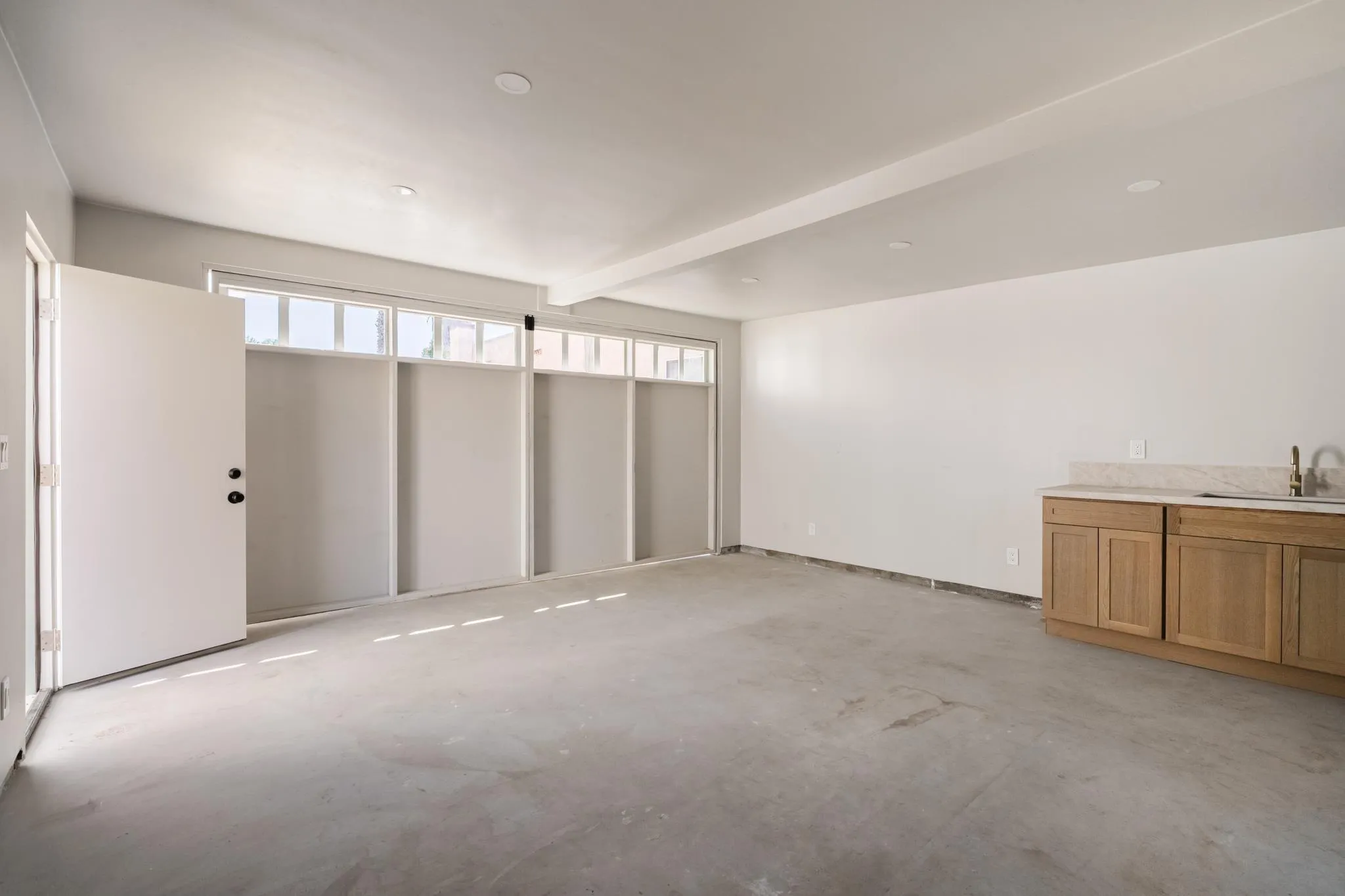 https://cdn.realtyfeed.com/cdn/127/260005698/8739eb4a3c29920709f3f1c02b9d73da.webp