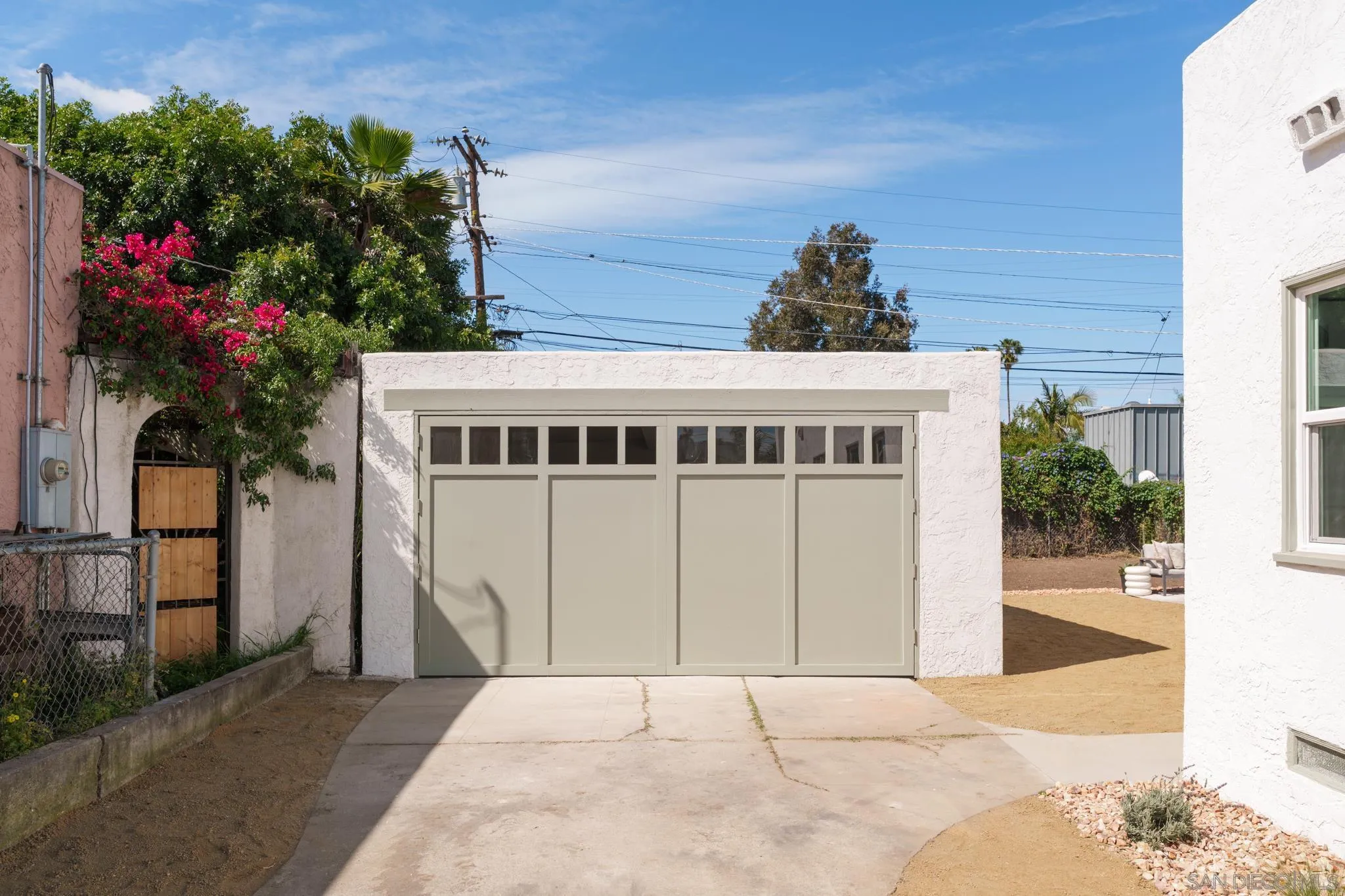 https://cdn.realtyfeed.com/cdn/127/260005698/f20402fd473969e469182ef29911126f.webp