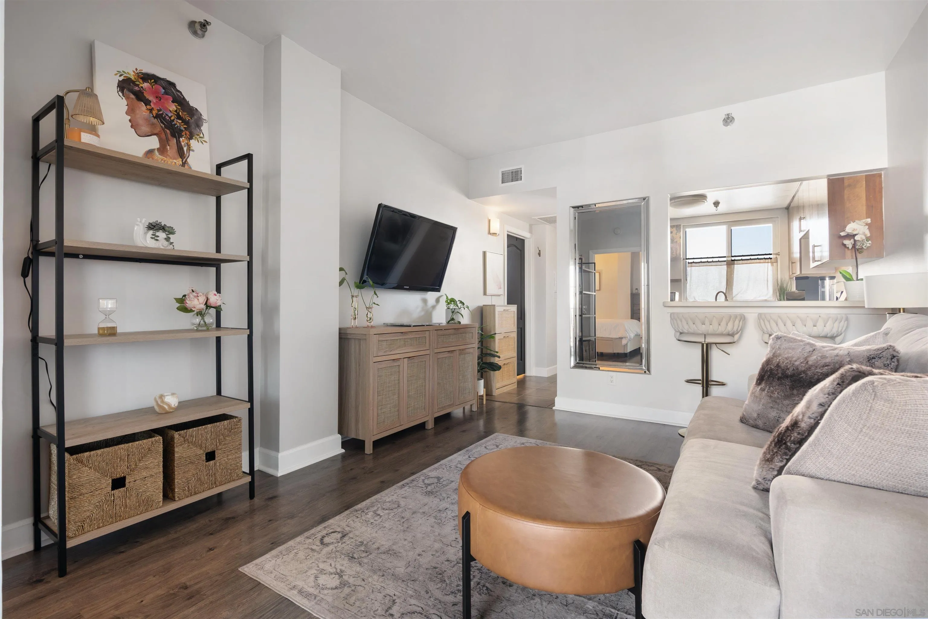 Photo #3: 2600057 Listing: Photo #3