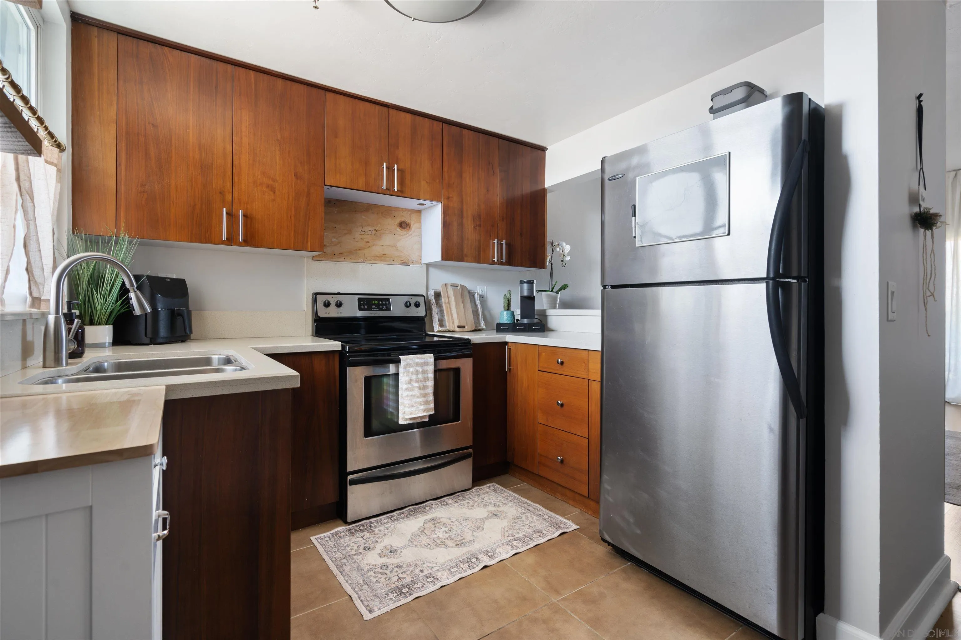 Photo #12: 2600057 Listing: Photo #12