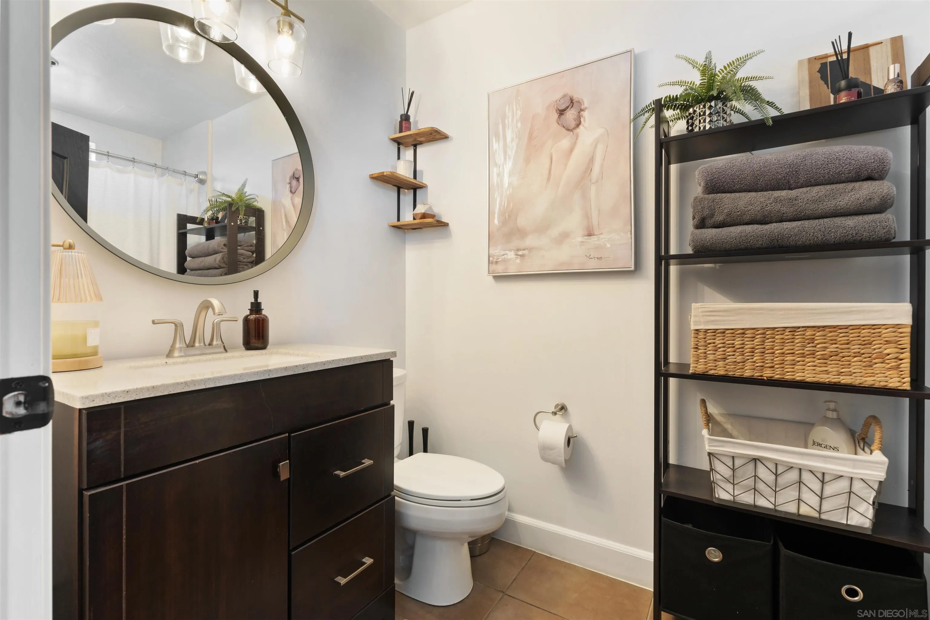 https://cdn.realtyfeed.com/cdn/127/2600057/c81687399c5fe6c0ac84a7befad9af67.webp