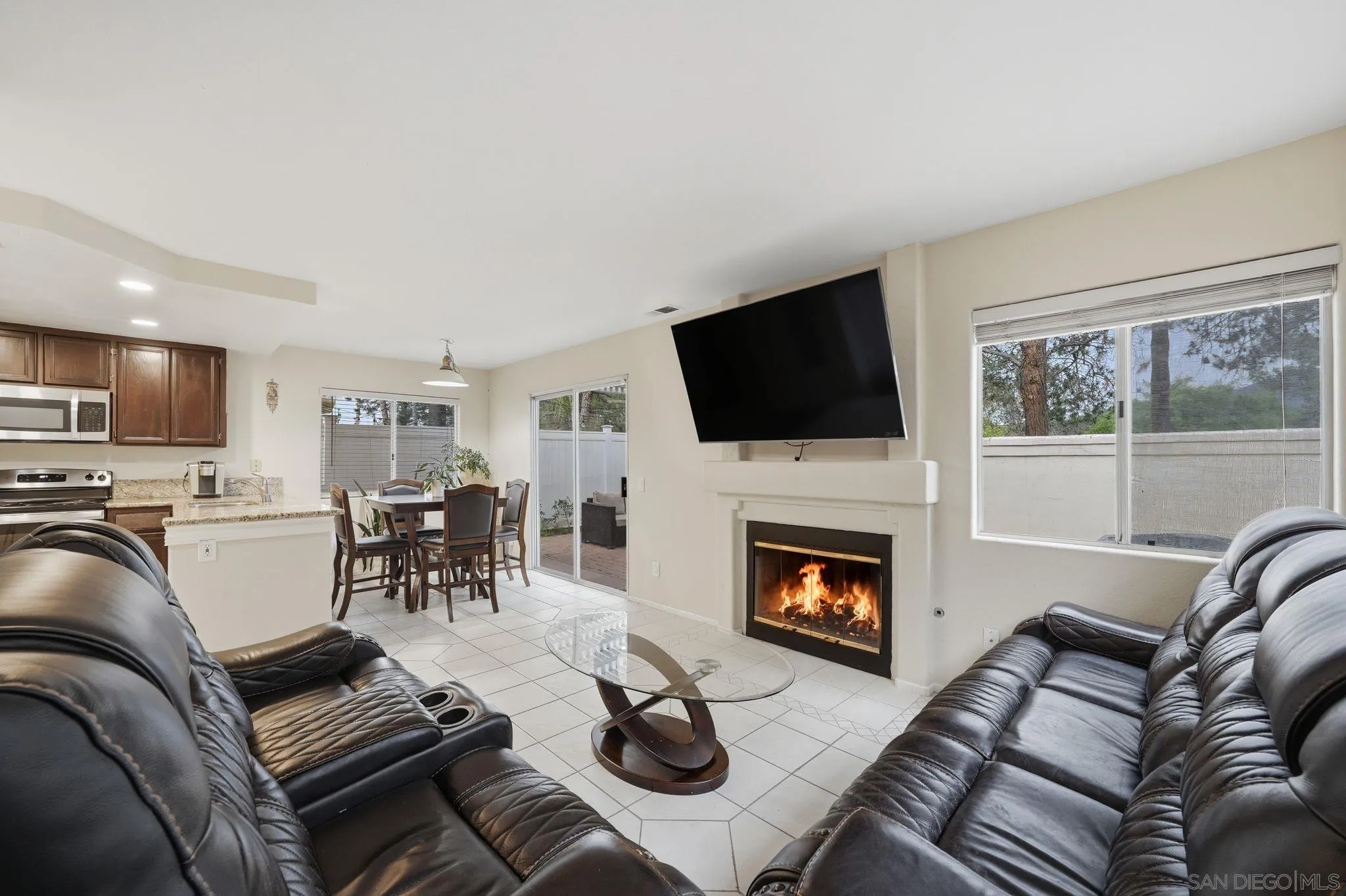 https://cdn.realtyfeed.com/cdn/127/260005705/25bc90f45a0cd5a2662e4a81c7923d88.webp