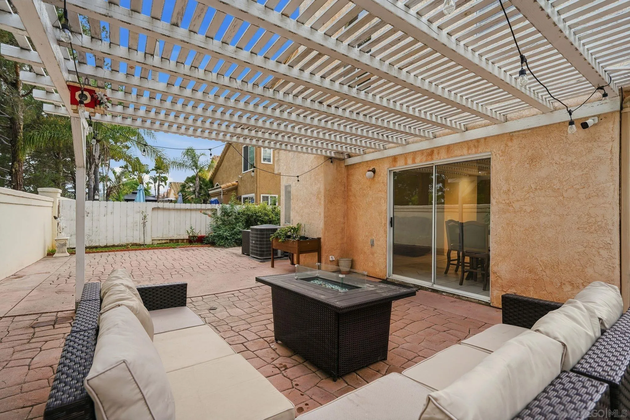 https://cdn.realtyfeed.com/cdn/127/260005705/c4722cec0772880a5c5125b6463f4345.webp
