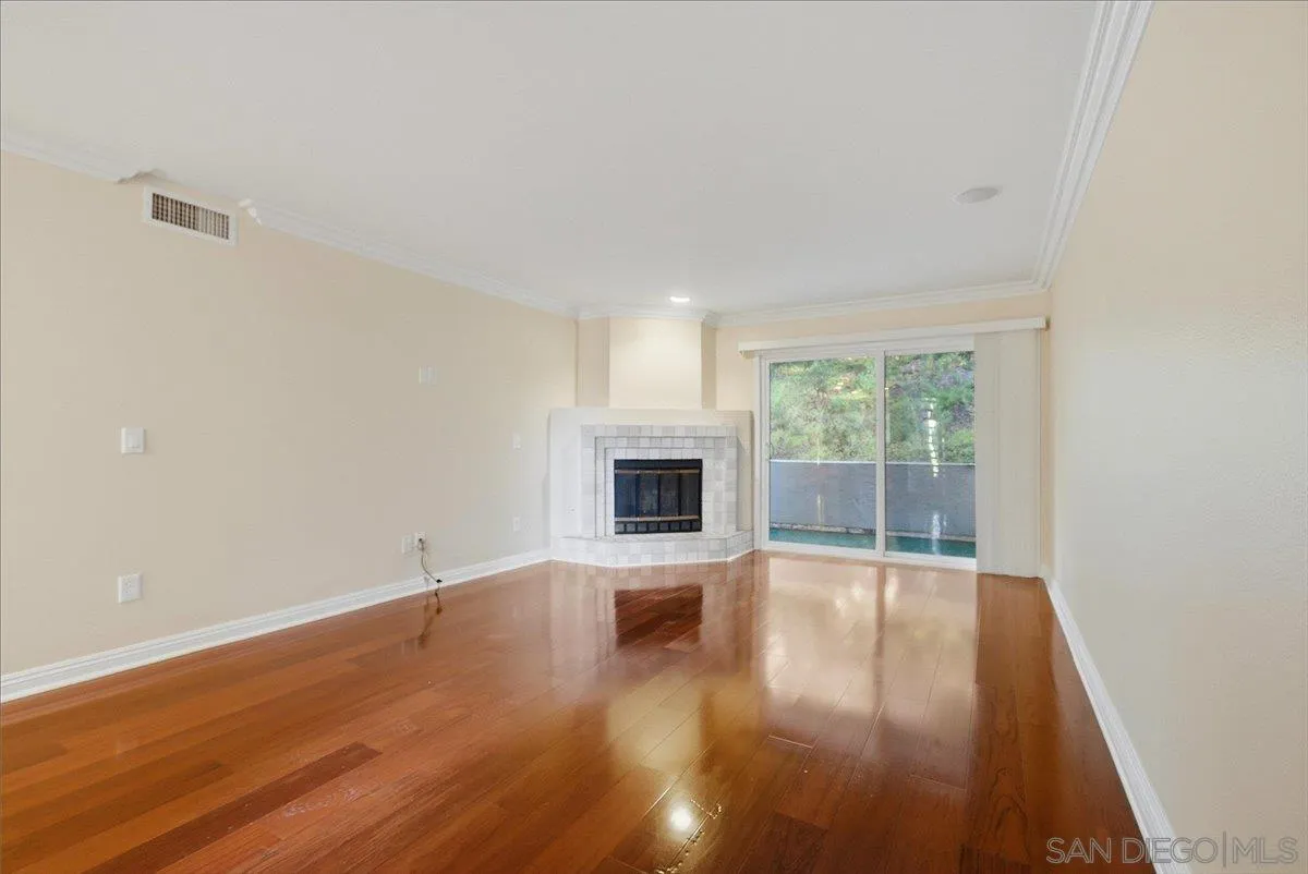 Photo #10: 260005711 Listing: Photo #10