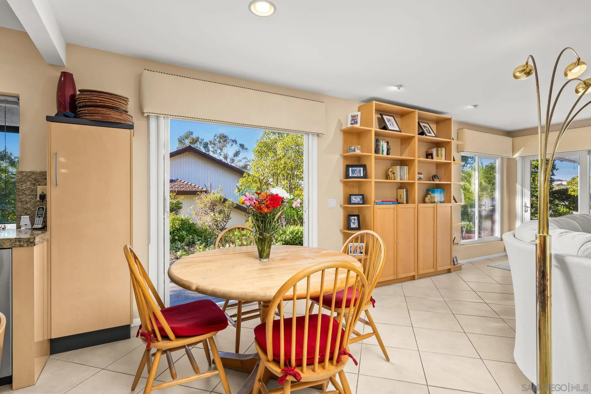 https://cdn.realtyfeed.com/cdn/127/260005714/46750a1d02dd597abae2a3adbb990d13.webp