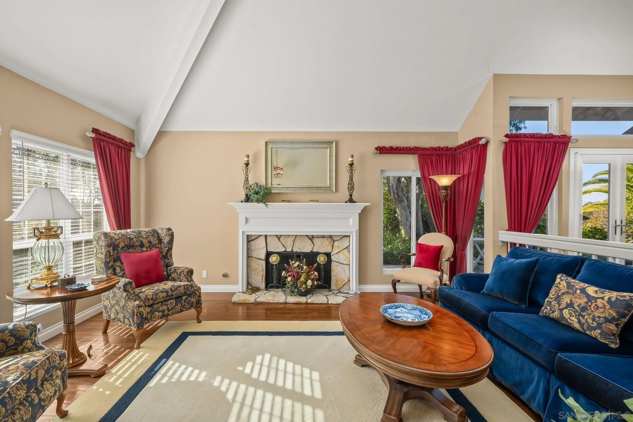 https://cdn.realtyfeed.com/cdn/127/260005714/fe97b87284af2c8cf9c1338820c103d2.webp