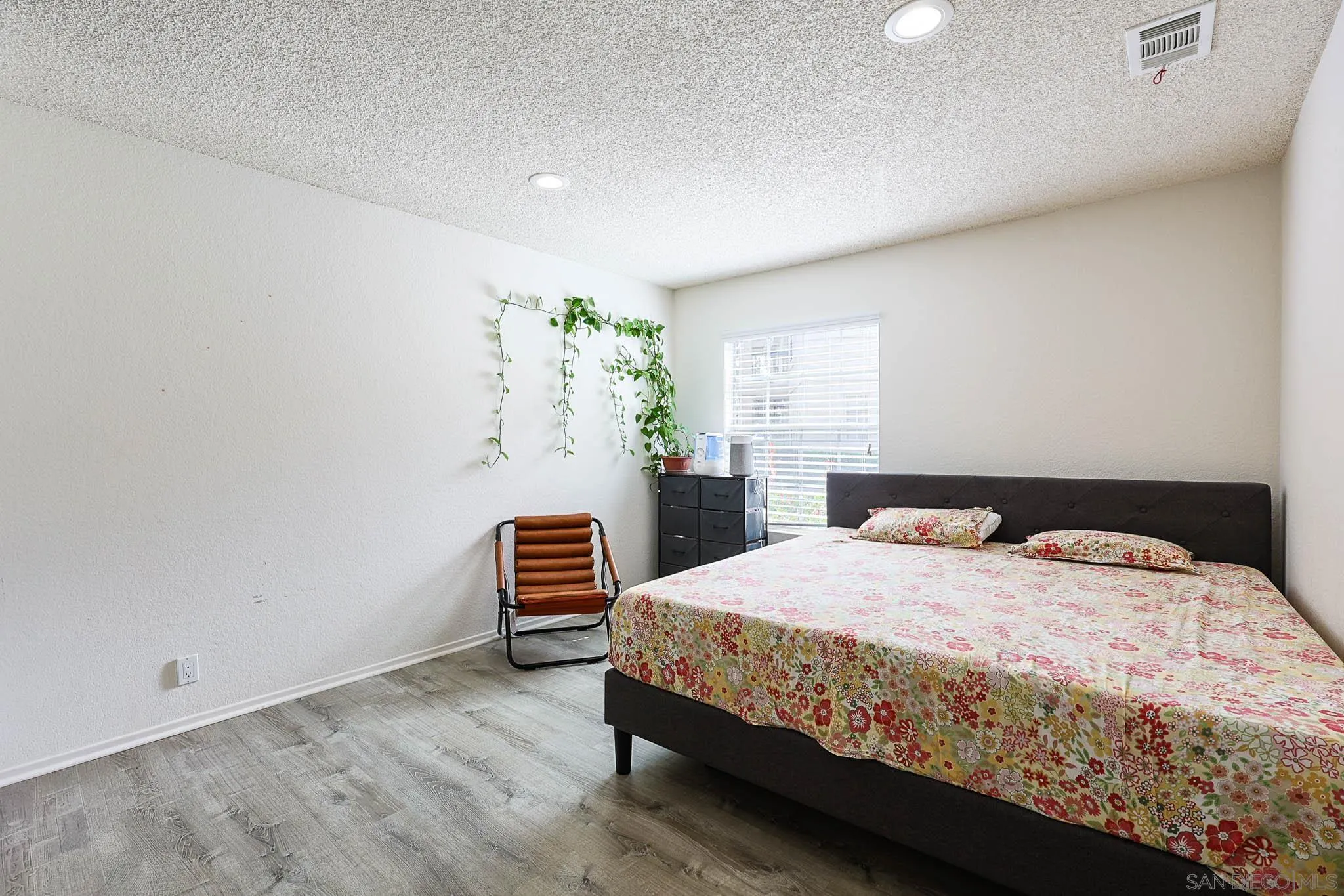 Photo #11: 260005716 Listing: Photo #11
