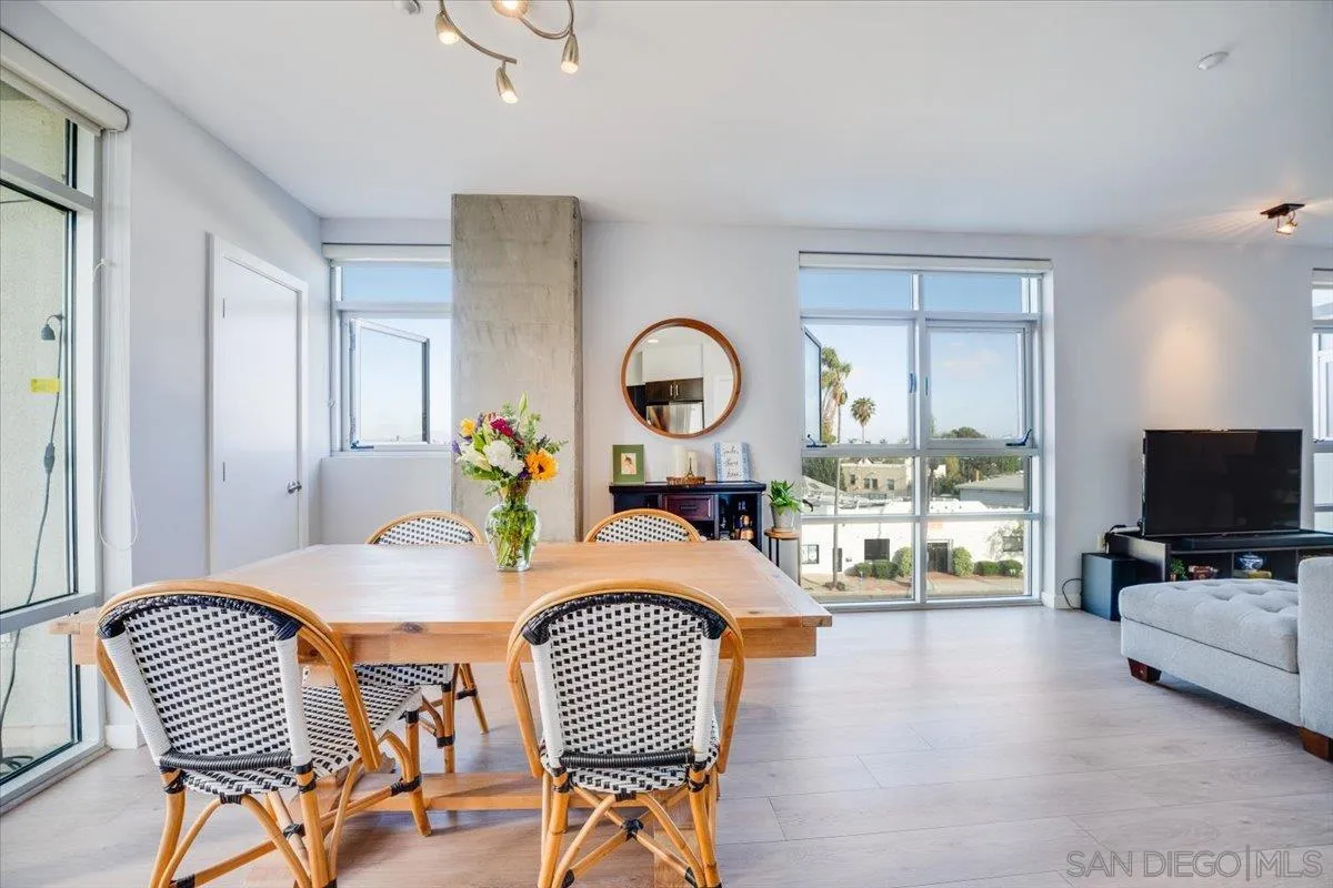 Photo #8: 260005723 Listing: Photo #8