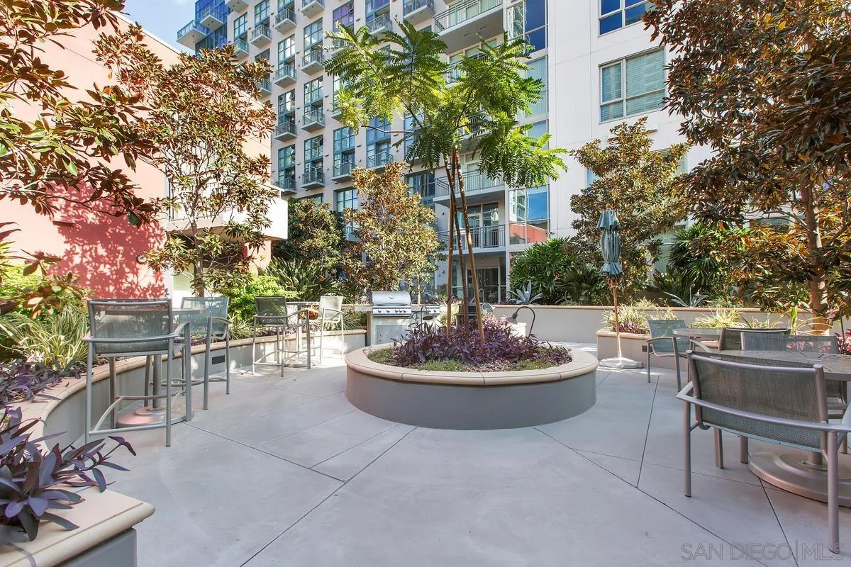 https://cdn.realtyfeed.com/cdn/127/260005724/2db9a84cba07c272b09977d78d079f7f.webp
