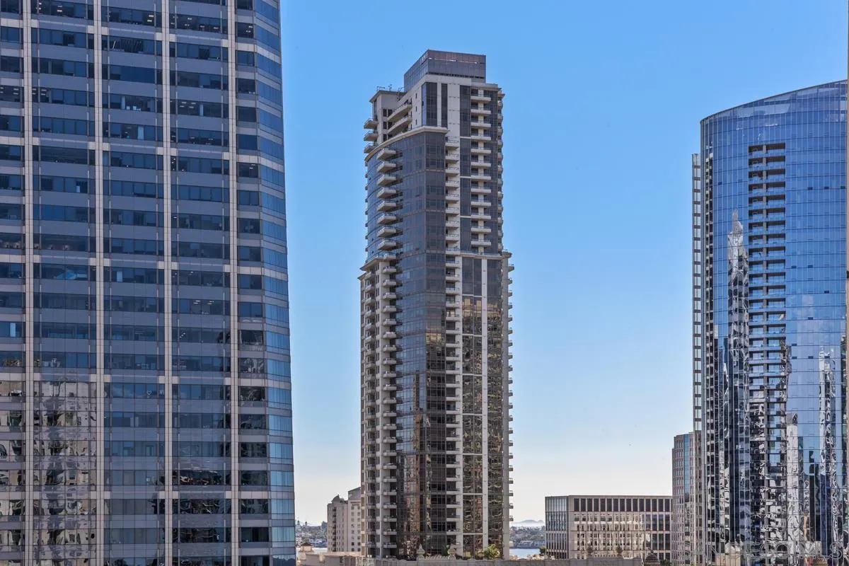 https://cdn.realtyfeed.com/cdn/127/260005724/3a444f87eb4fd882489c7582020da93e.webp