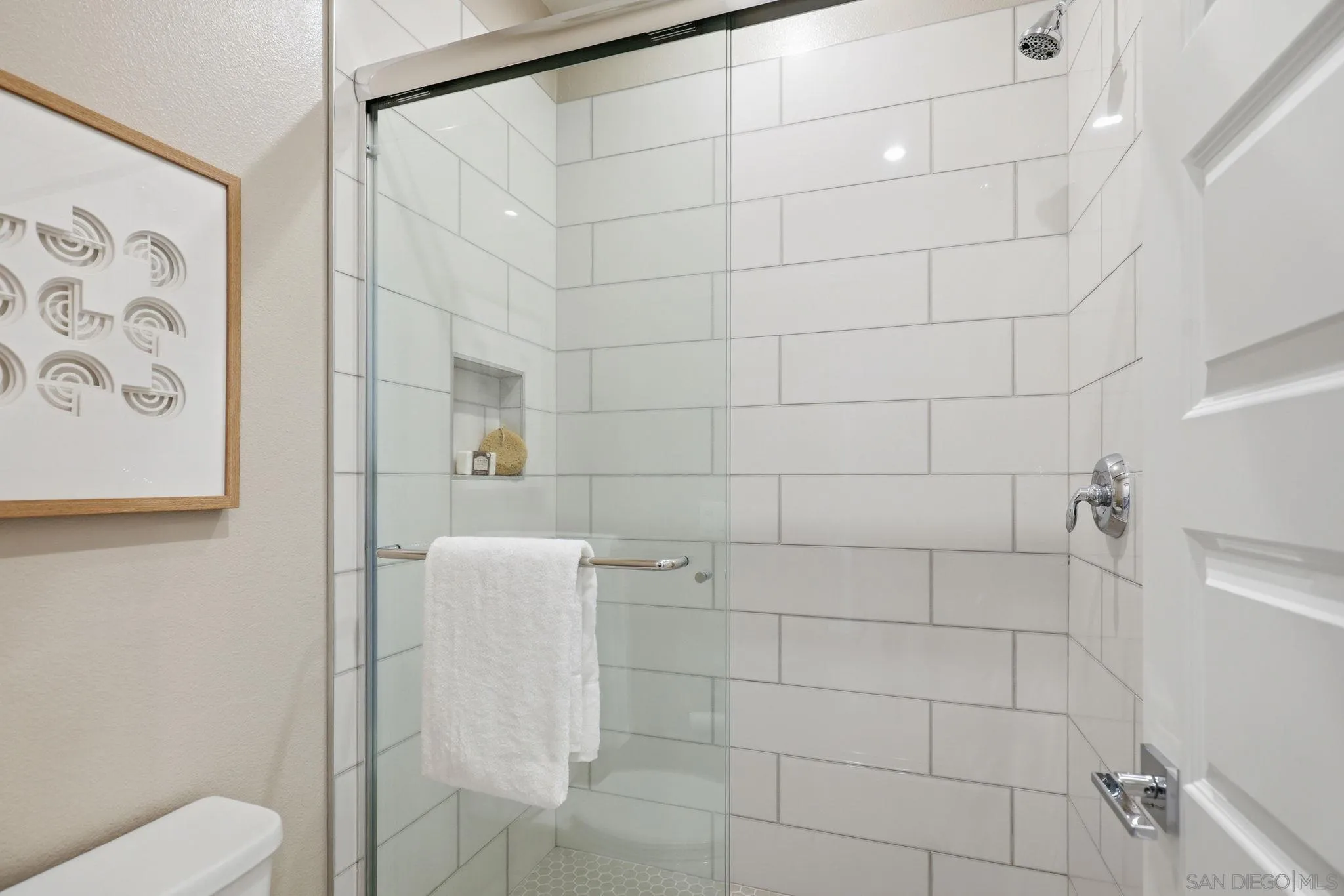 Photo #16: 260005726 Listing: Photo #16