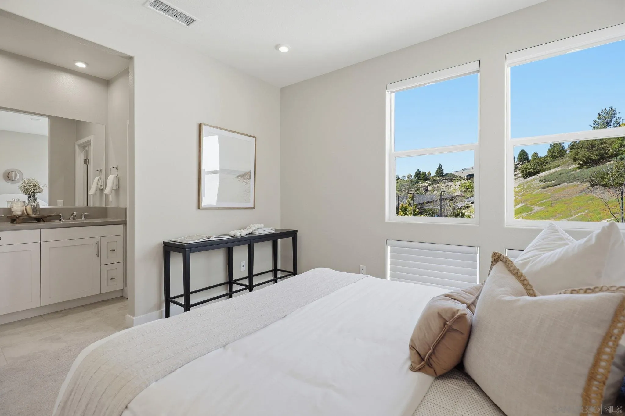 Photo #14: 260005726 Listing: Photo #14
