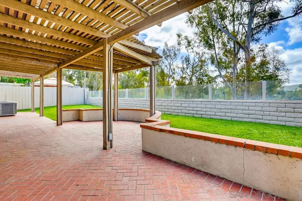 11753 Avenida Sivrita, San Diego, CA, 92128