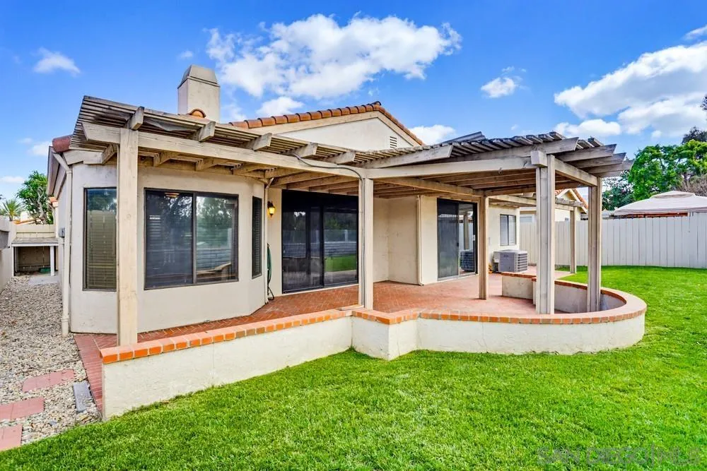 11753 Avenida Sivrita, San Diego, CA, 92128