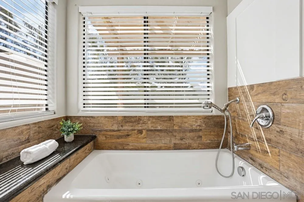 11753 Avenida Sivrita, San Diego, CA, 92128