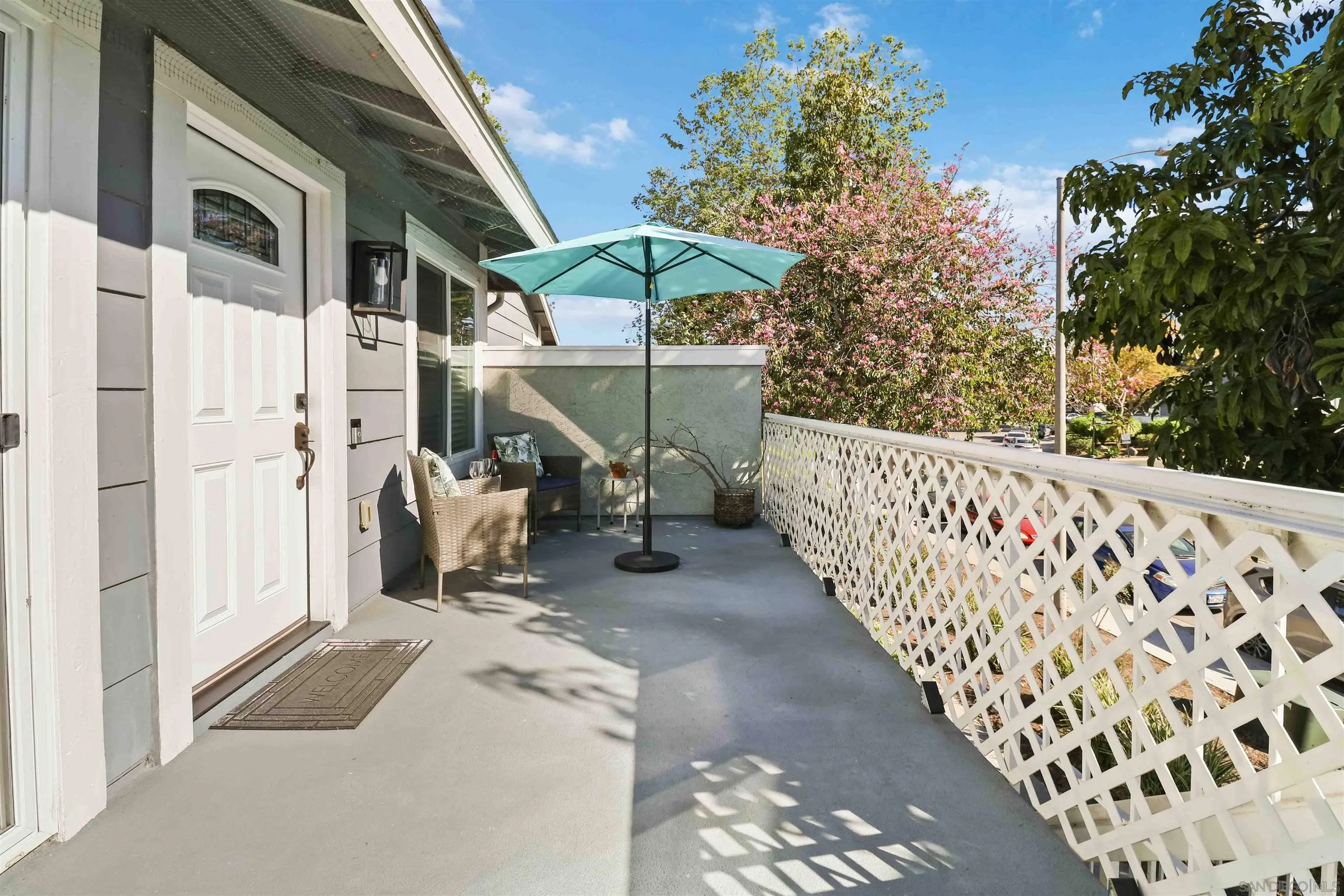 Photo #8: 260005728 Listing: Photo #8