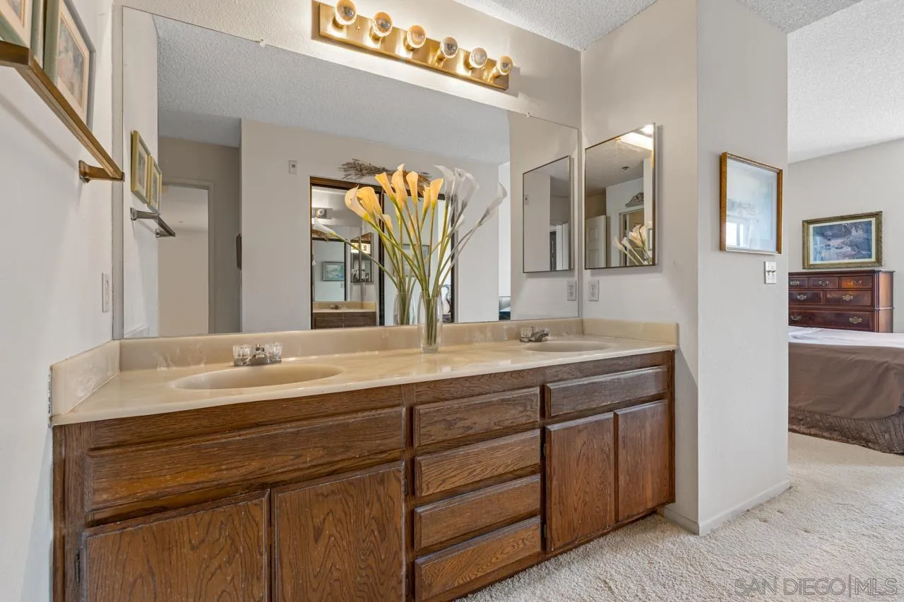 https://cdn.realtyfeed.com/cdn/127/260005729/a3887aca89a71841ccda03efa4e82317.webp