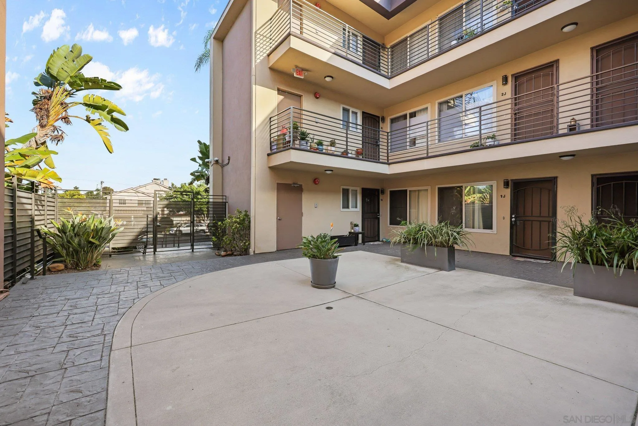 Photo #12: 260005738 Listing: Photo #12