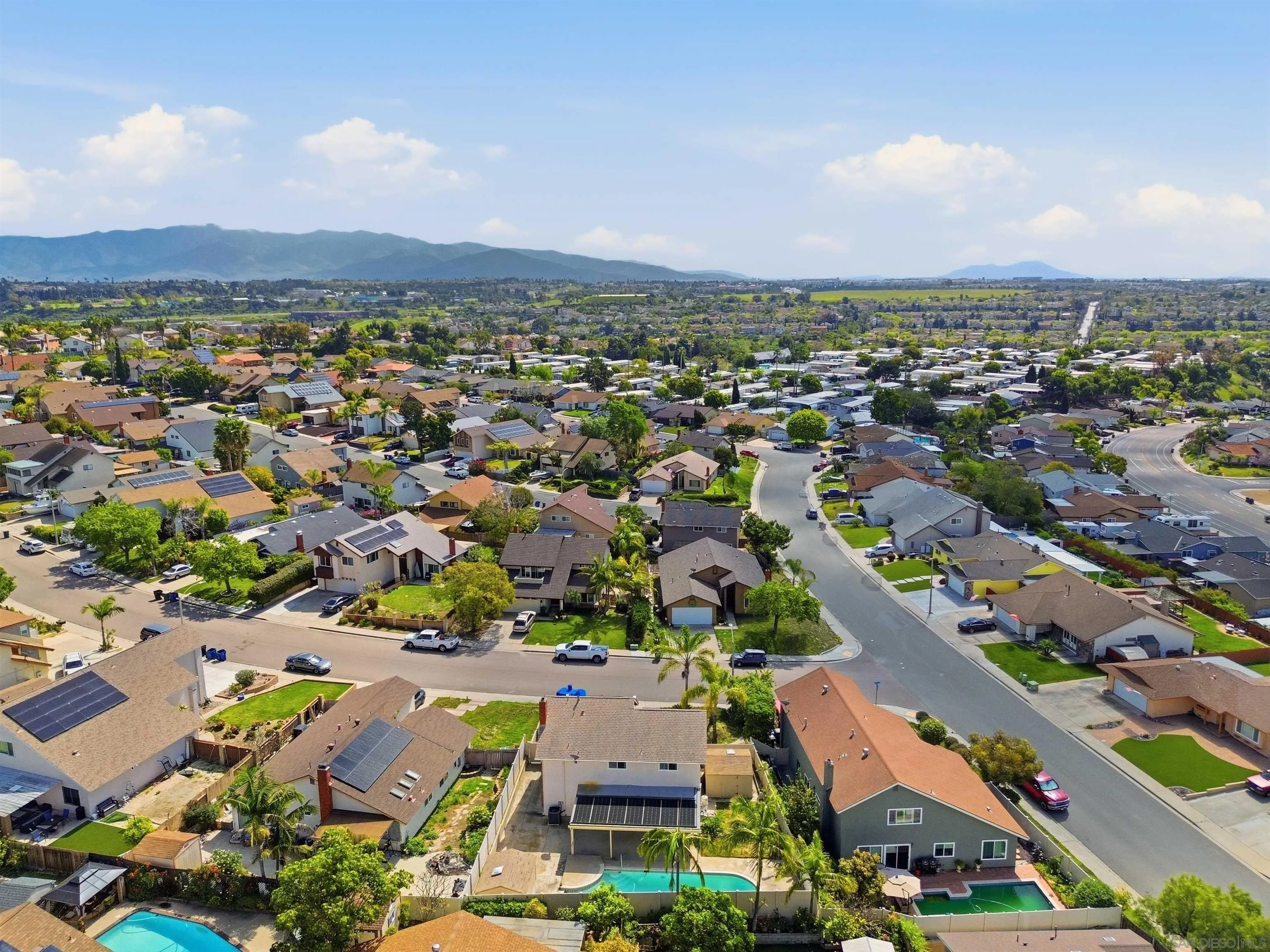 https://cdn.realtyfeed.com/cdn/127/260005742/22ab5f92920f26e5255e2b9b512373f0.webp