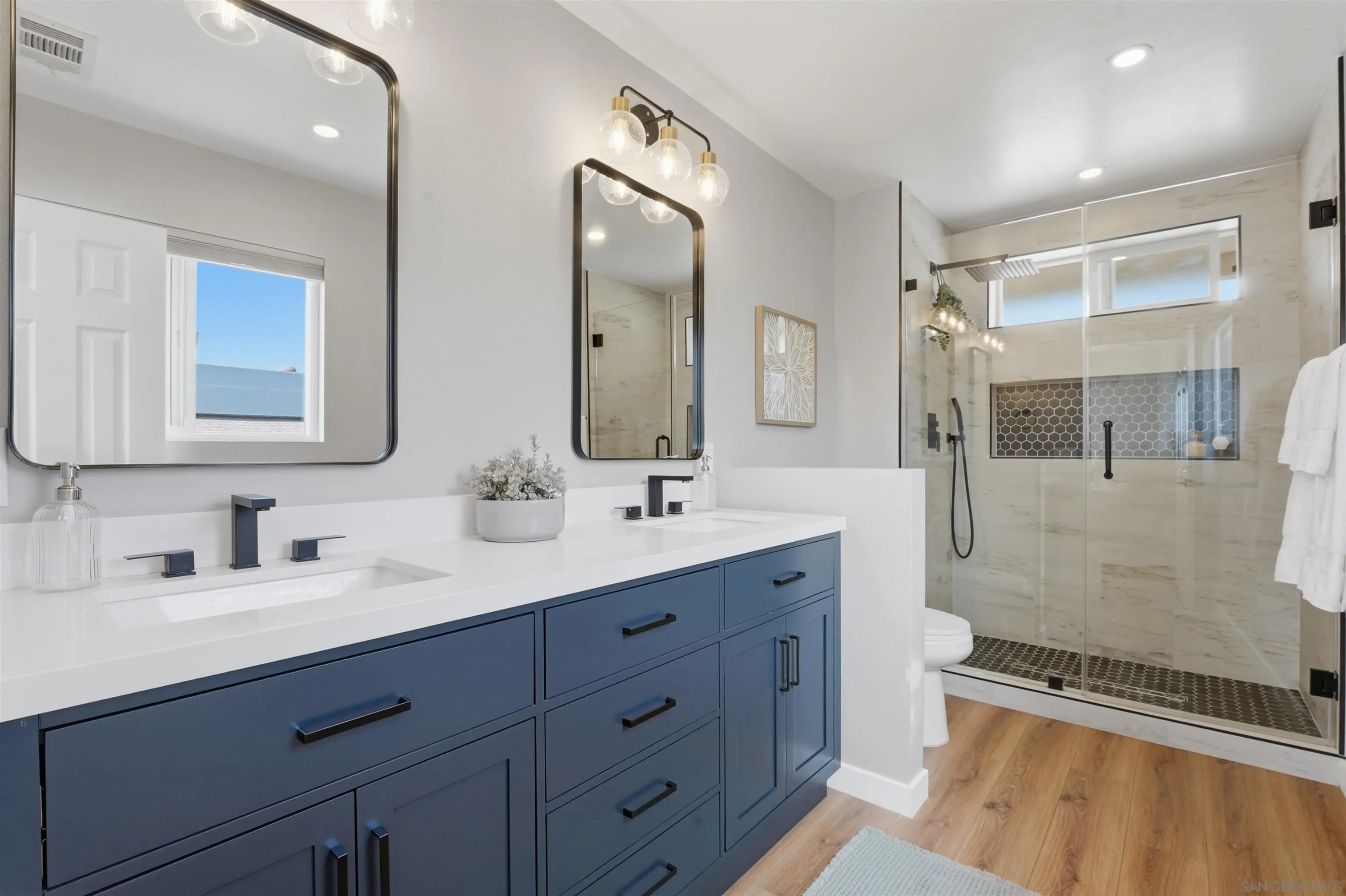 https://cdn.realtyfeed.com/cdn/127/260005742/d4439e789da740bb301331c43584c613.webp