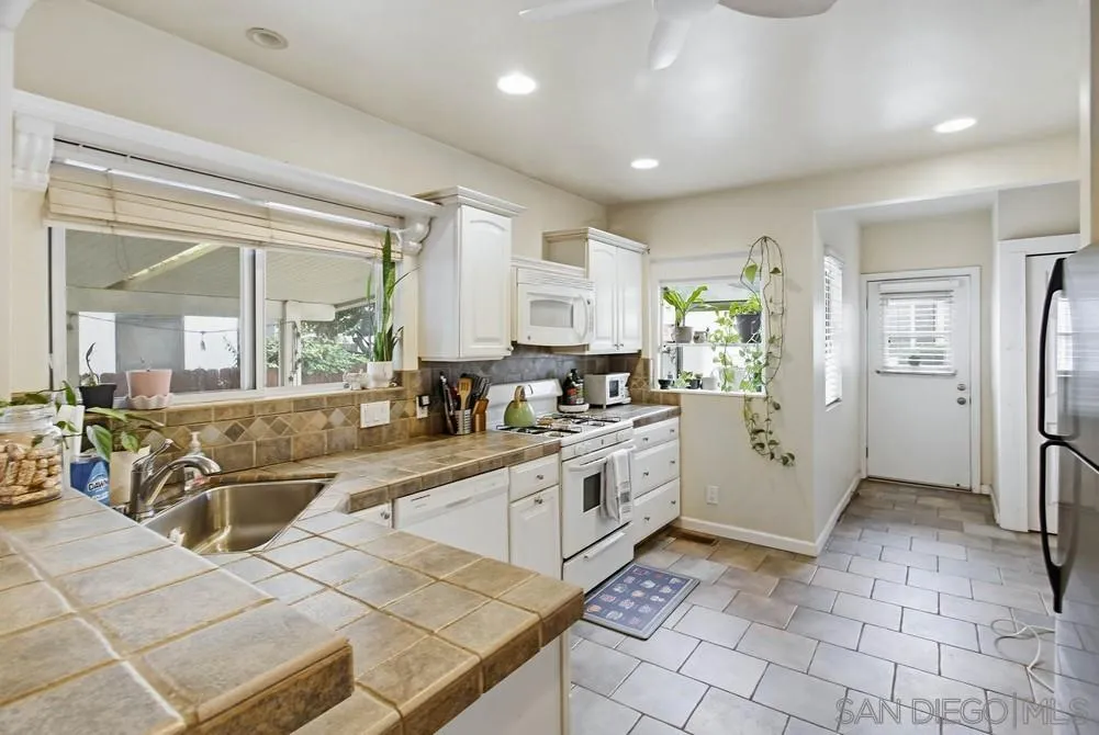 4454 - 58 41st Street, San Diego, CA, 92116