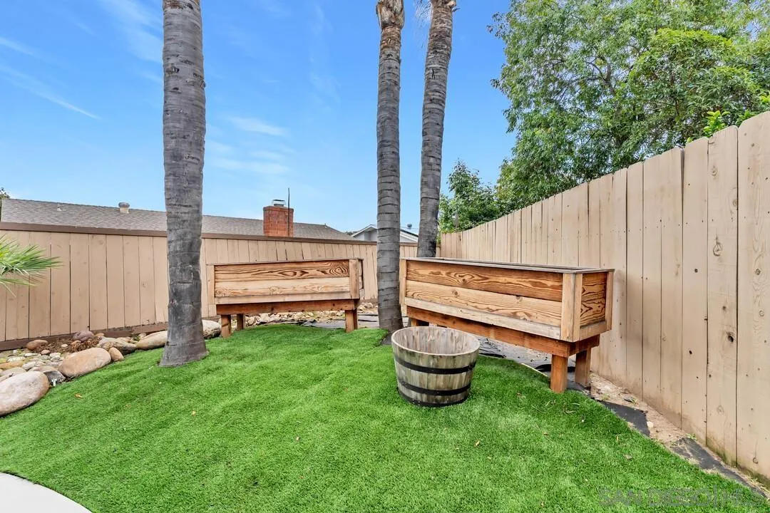 9219 Via De Amor, Santee, CA 92071
