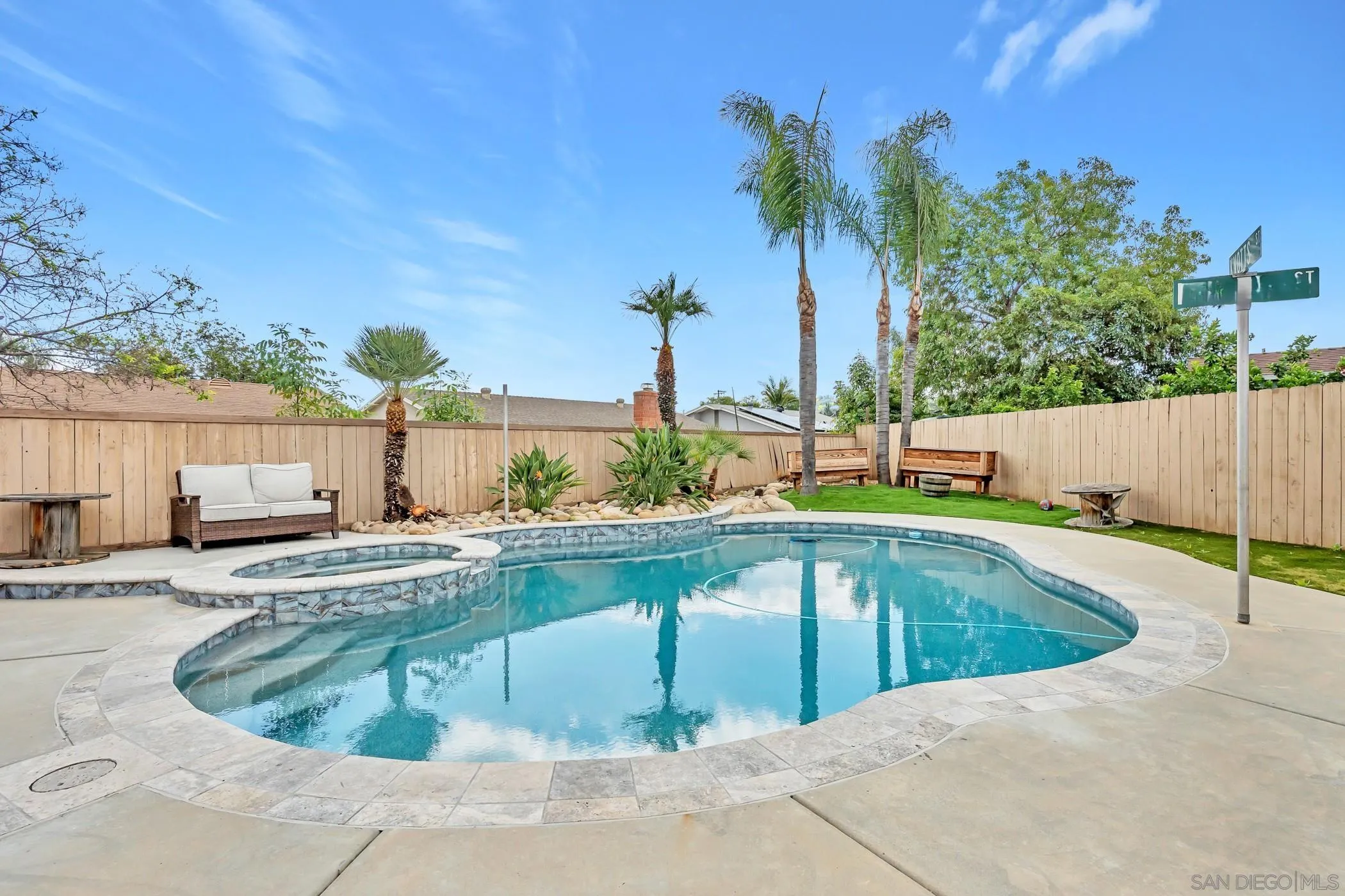 9219 Via De Amor, Santee, CA 92071
