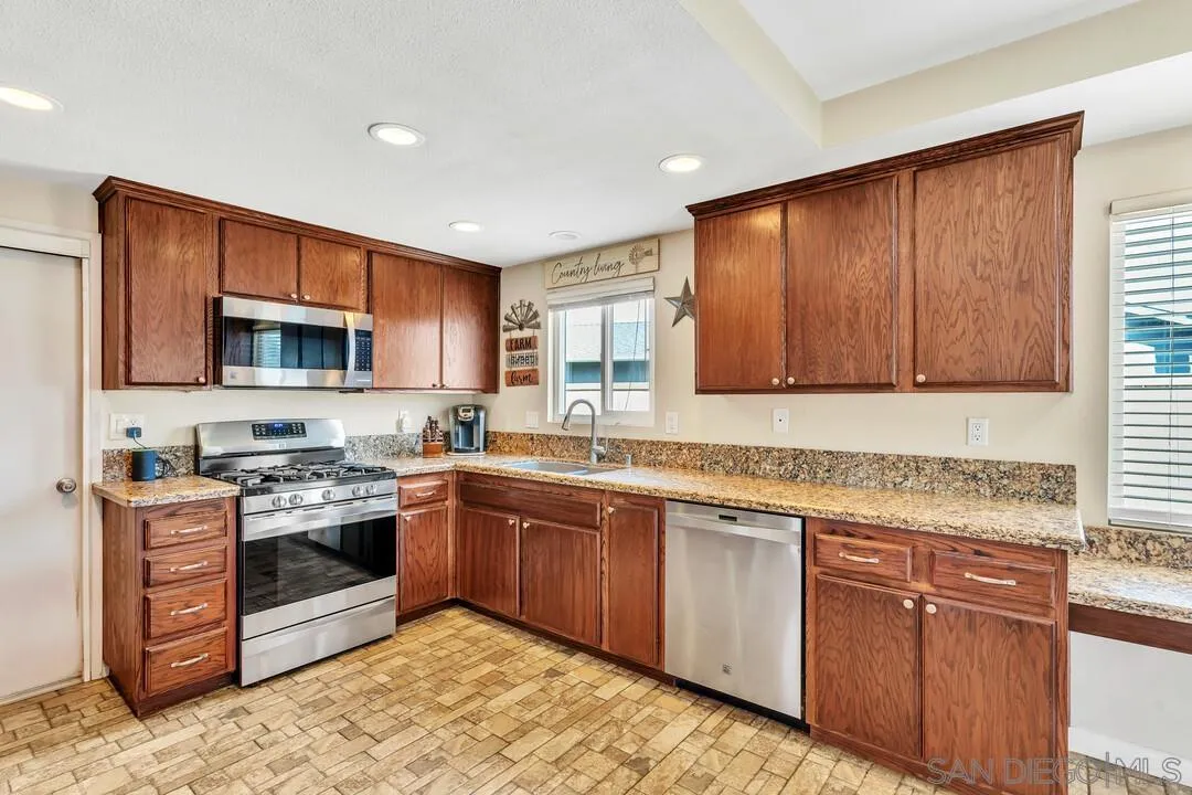 https://cdn.realtyfeed.com/cdn/127/260005748/65e71aeb7da97be0100e326f4628a973.webp