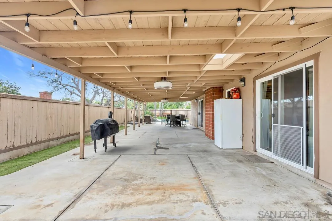 https://cdn.realtyfeed.com/cdn/127/260005748/9f414a56a4aa6167a637cbba1124df36.webp