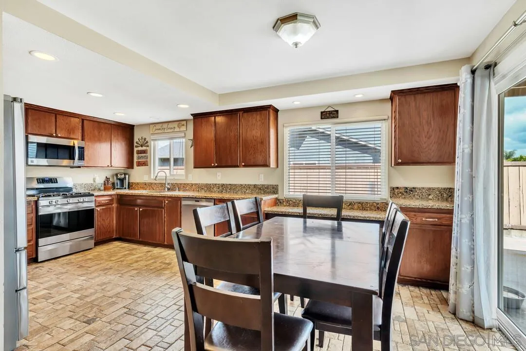 https://cdn.realtyfeed.com/cdn/127/260005748/ed0bbb5b98c3141f6c49c4e909c6df00.webp