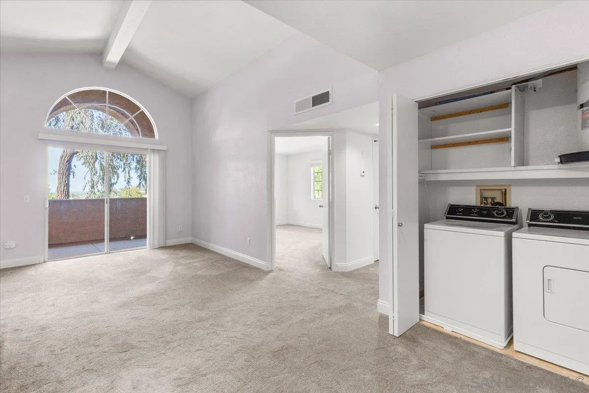https://cdn.realtyfeed.com/cdn/127/260005754/1a2aac0b0b5801cc9e6dfac429f3de52.webp