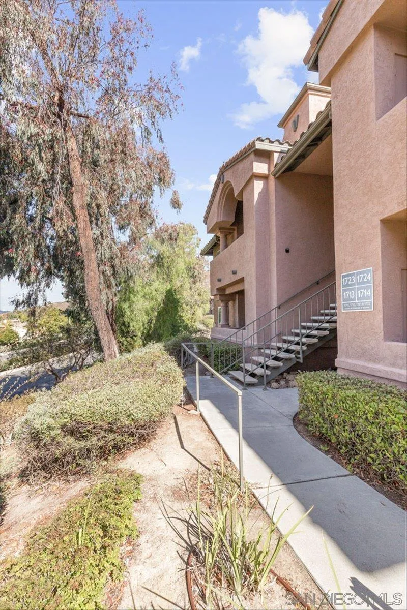 https://cdn.realtyfeed.com/cdn/127/260005754/5e1370b5e24405ef37689f641a9cade2.webp