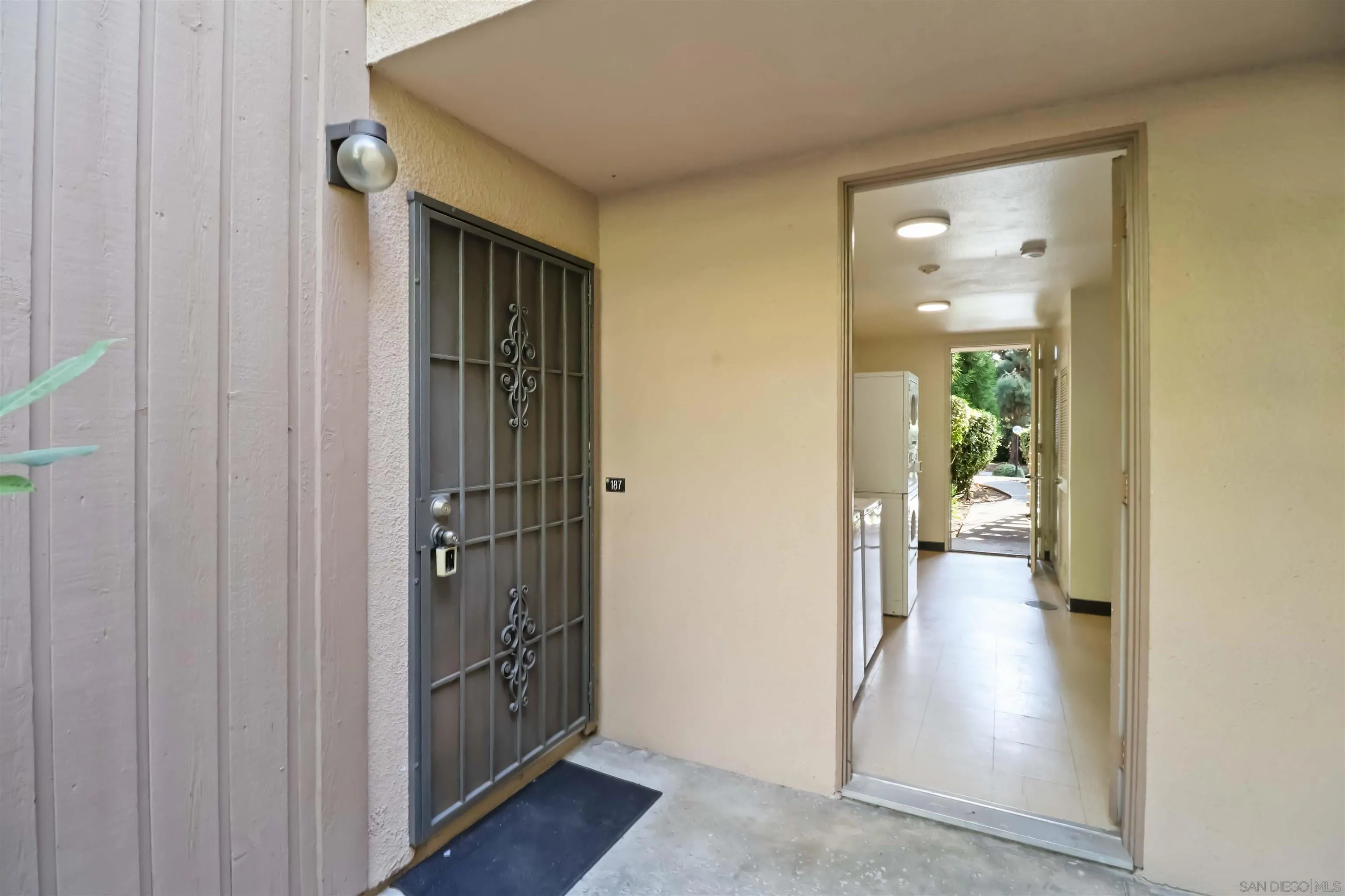 Photo #6: 260005756 Listing: Photo #6