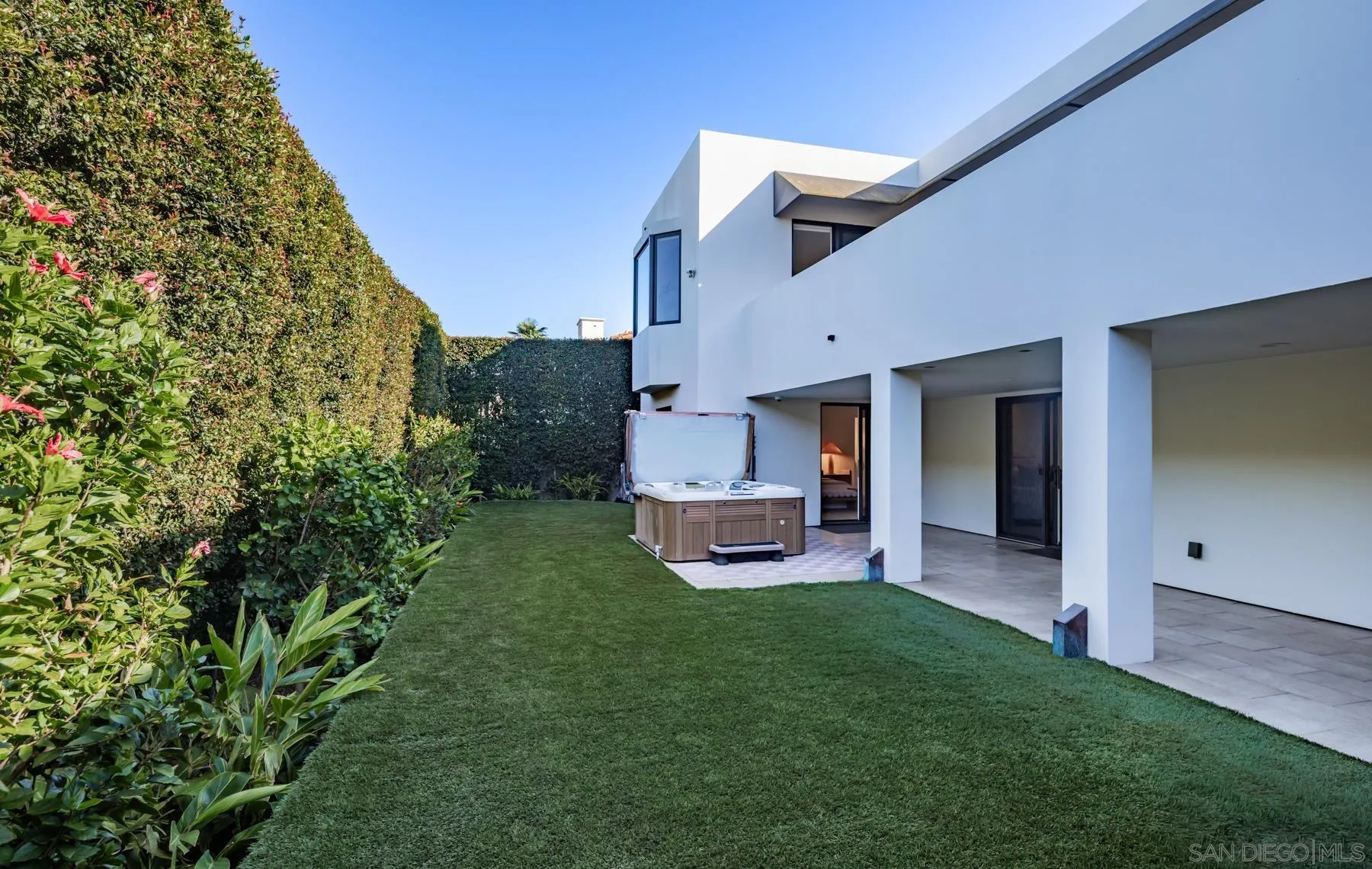 https://cdn.realtyfeed.com/cdn/127/260005761/1a8d4cbeeb2a823e23b0d1f7633c888a.webp