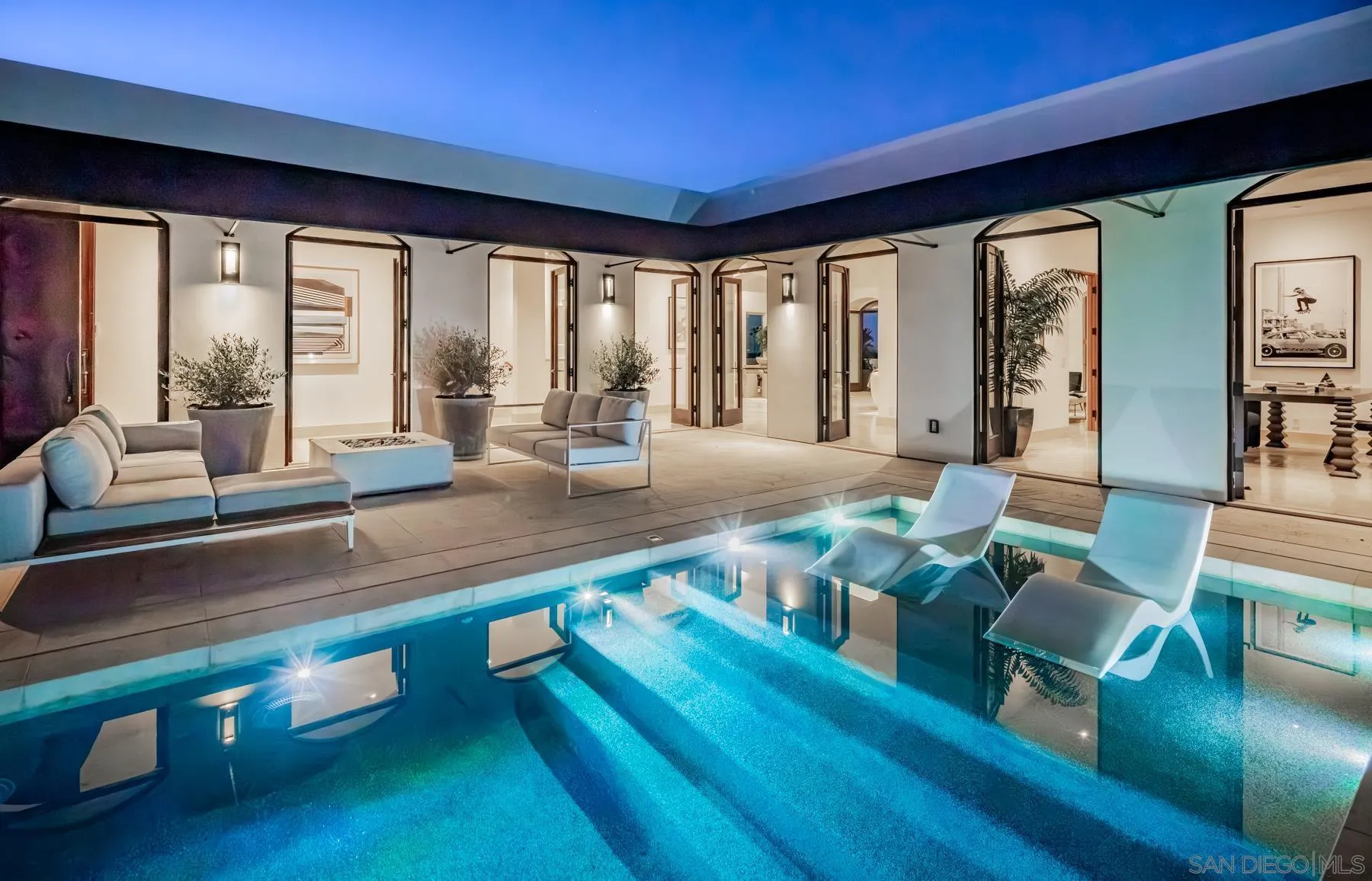 https://cdn.realtyfeed.com/cdn/127/260005761/21280e6ce98e65a1642625d85bfc82bc.webp