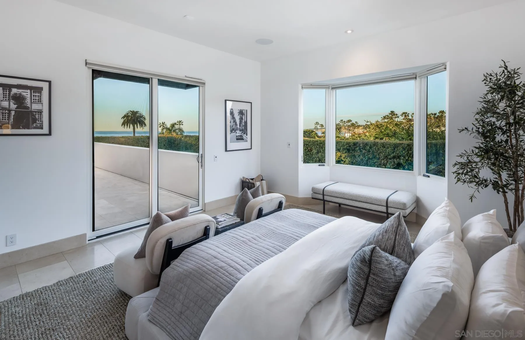 https://cdn.realtyfeed.com/cdn/127/260005761/90c4f80c9003b7e100be795d69d6e7ca.webp