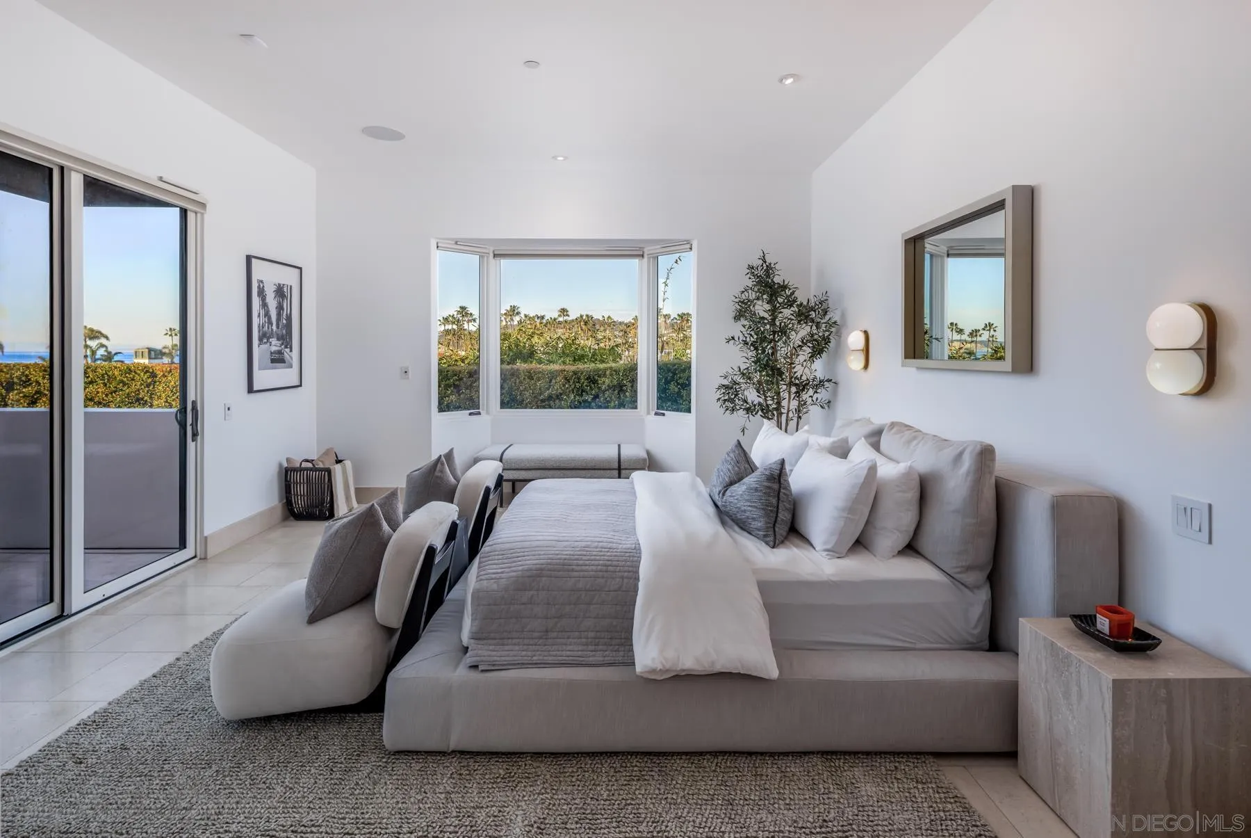 https://cdn.realtyfeed.com/cdn/127/260005761/e72d8a1bc720e0e3781aaa61033a2ce4.webp