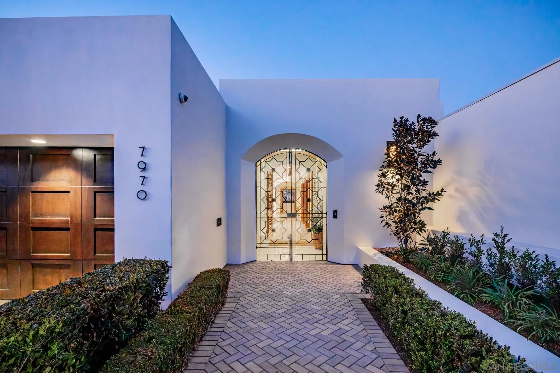 https://cdn.realtyfeed.com/cdn/127/260005761/f96d7b03fa06d0b0d1ffc8c803c9750d.webp