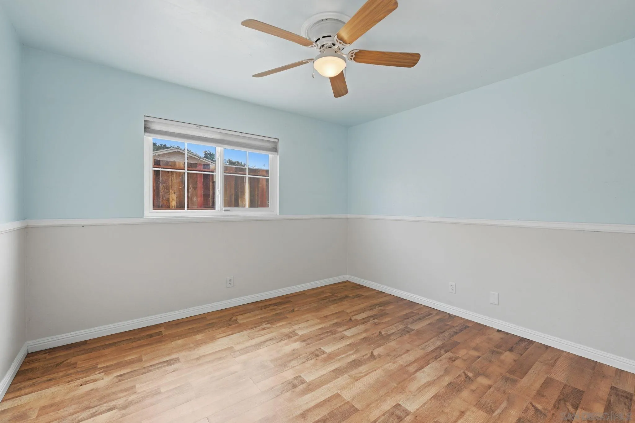https://cdn.realtyfeed.com/cdn/127/260005765/b979f56304d08c0be2515dc8390efa4d.webp