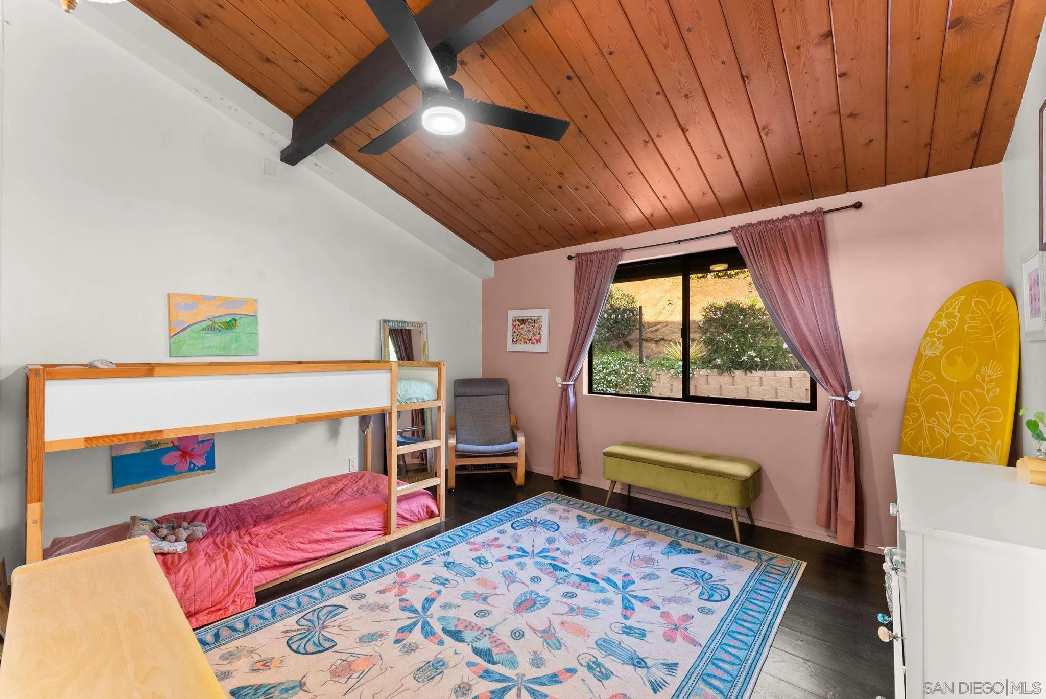 https://cdn.realtyfeed.com/cdn/127/260005767/fbaaca649205afa5c205b8aa32bfaa17.webp