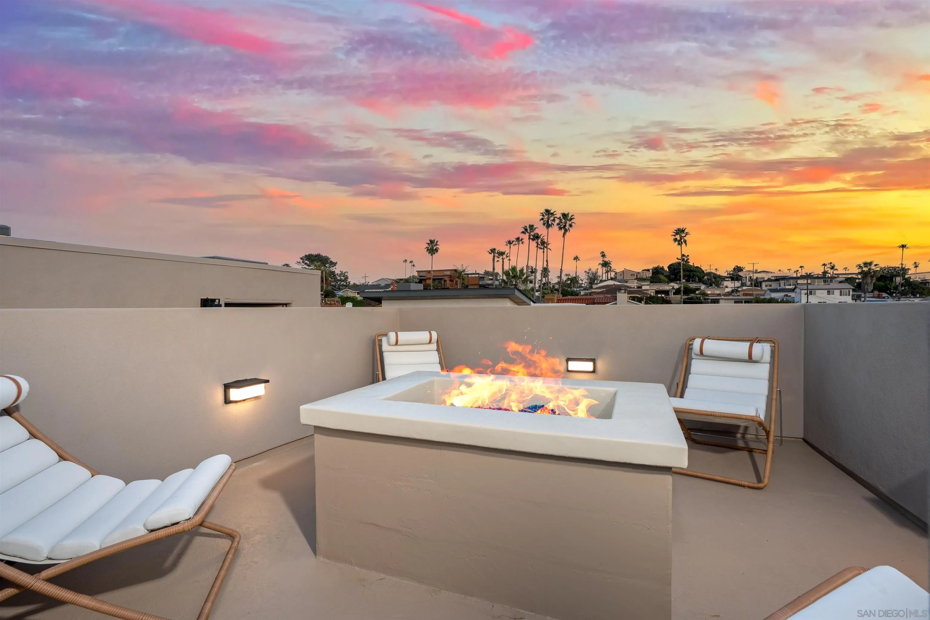 https://cdn.realtyfeed.com/cdn/127/260005768/097e6fe1e6643298ac48996a4b7adeb3.webp