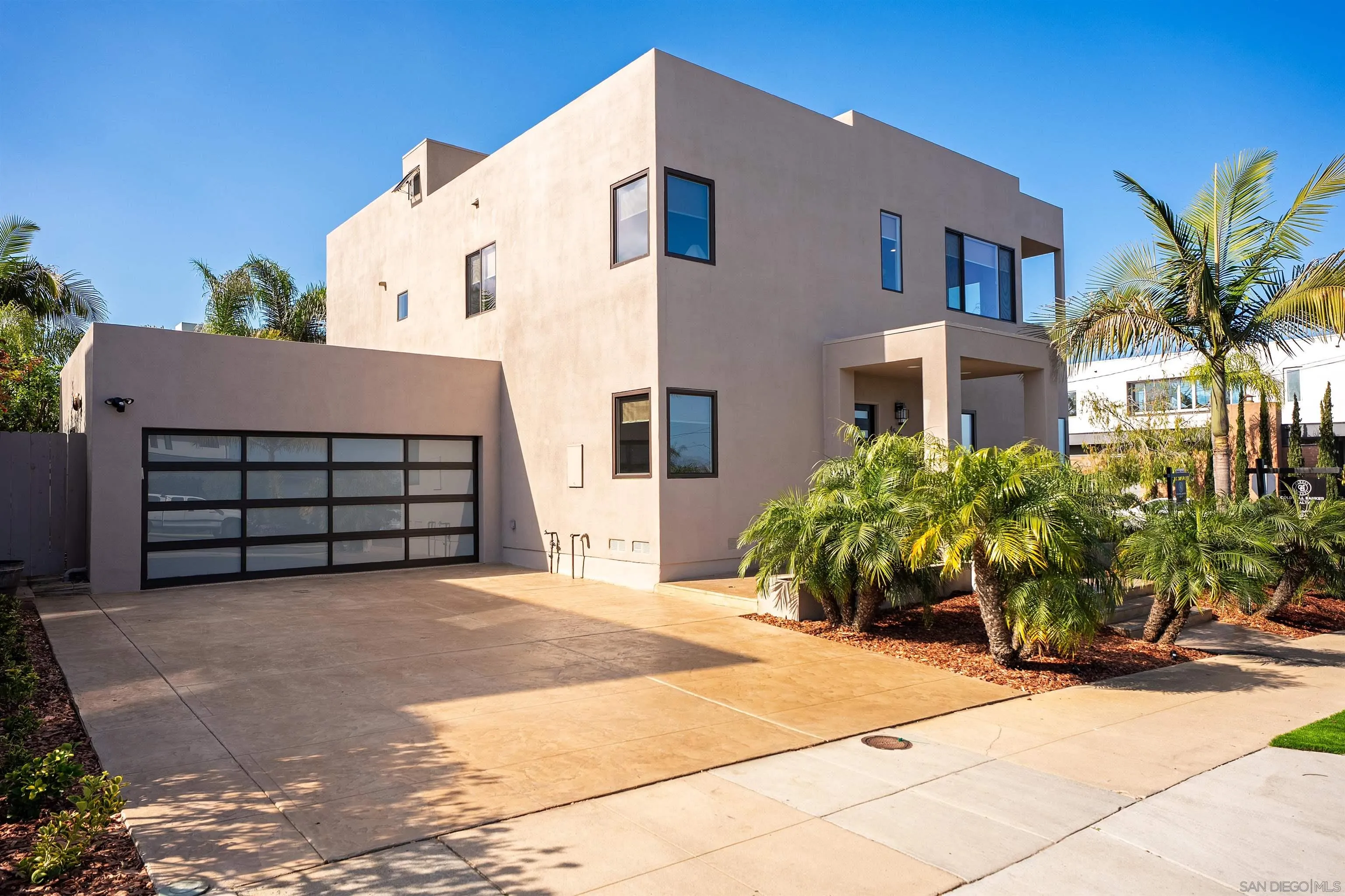 https://cdn.realtyfeed.com/cdn/127/260005768/2d382e9a5da6a6708c46007f5a640ac9.webp