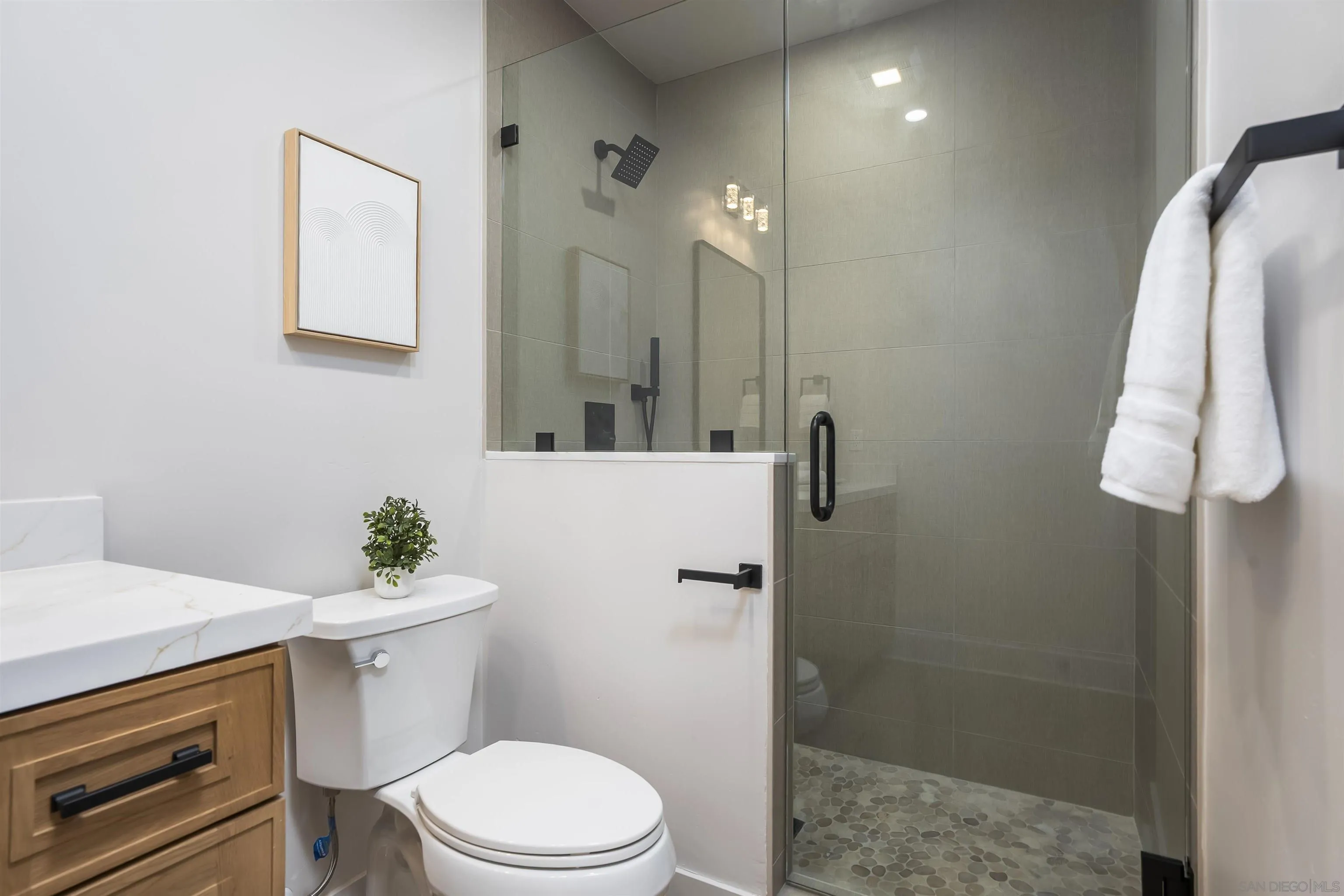 https://cdn.realtyfeed.com/cdn/127/260005768/6722be3a5ee5b51b1de0d30b84d7521f.webp