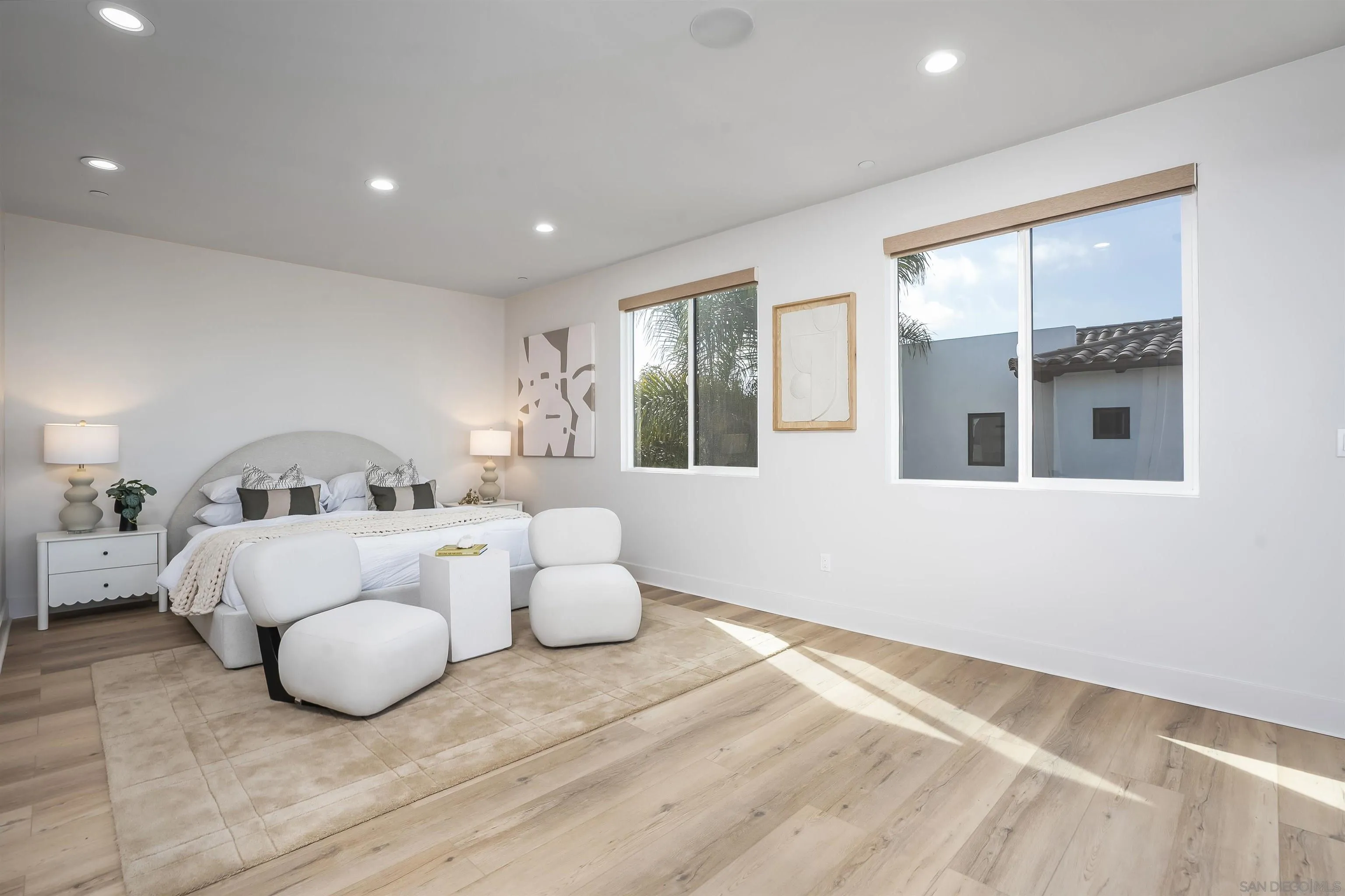 https://cdn.realtyfeed.com/cdn/127/260005768/ecad172ec8b575800aa473549a6fe60c.webp