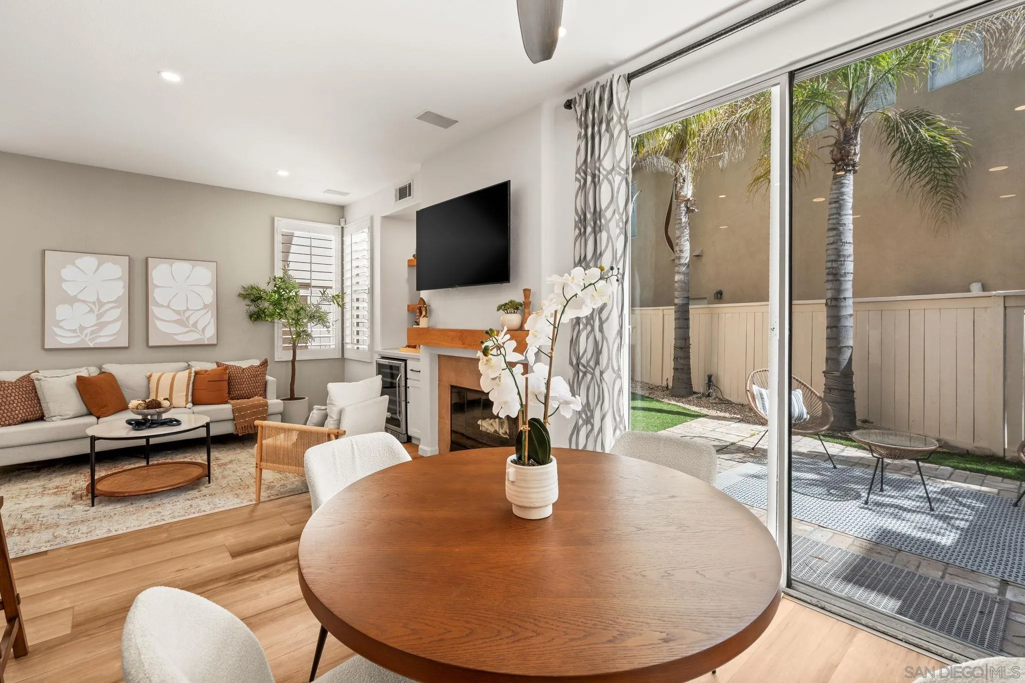 https://cdn.realtyfeed.com/cdn/127/260005770/744c5f419285f8b43b4d60051bb80ae7.webp
