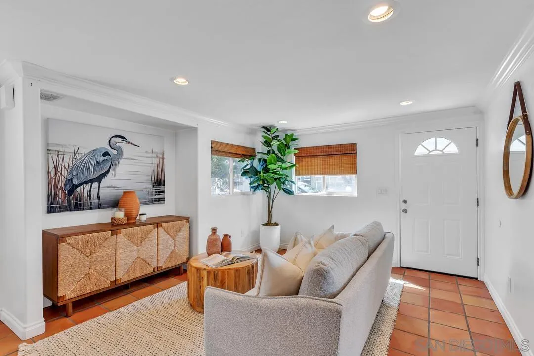 https://cdn.realtyfeed.com/cdn/127/260005771/055e29d4c3d3f58e575b3e684e790364.webp