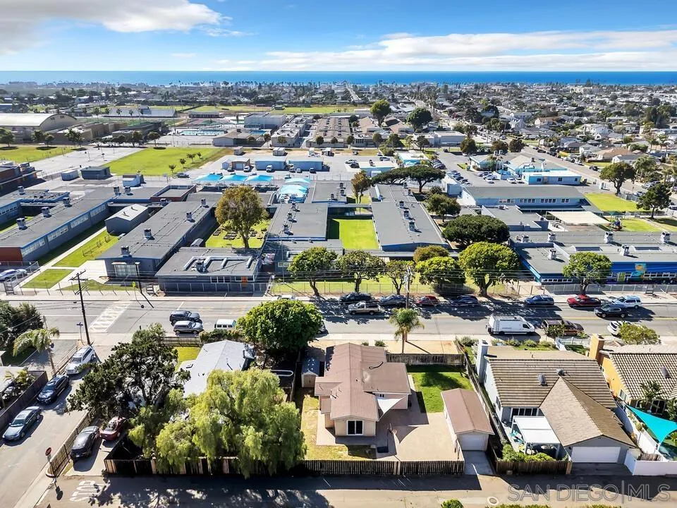 https://cdn.realtyfeed.com/cdn/127/260005771/a6679fc65039e845b503427ac0ca063a.webp