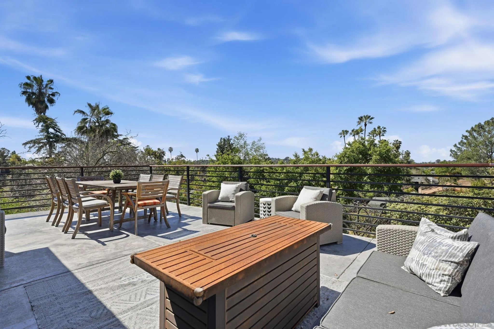 https://cdn.realtyfeed.com/cdn/127/260005777/1e80ffa60c0d5d9e8cf924dd25717fe1.webp