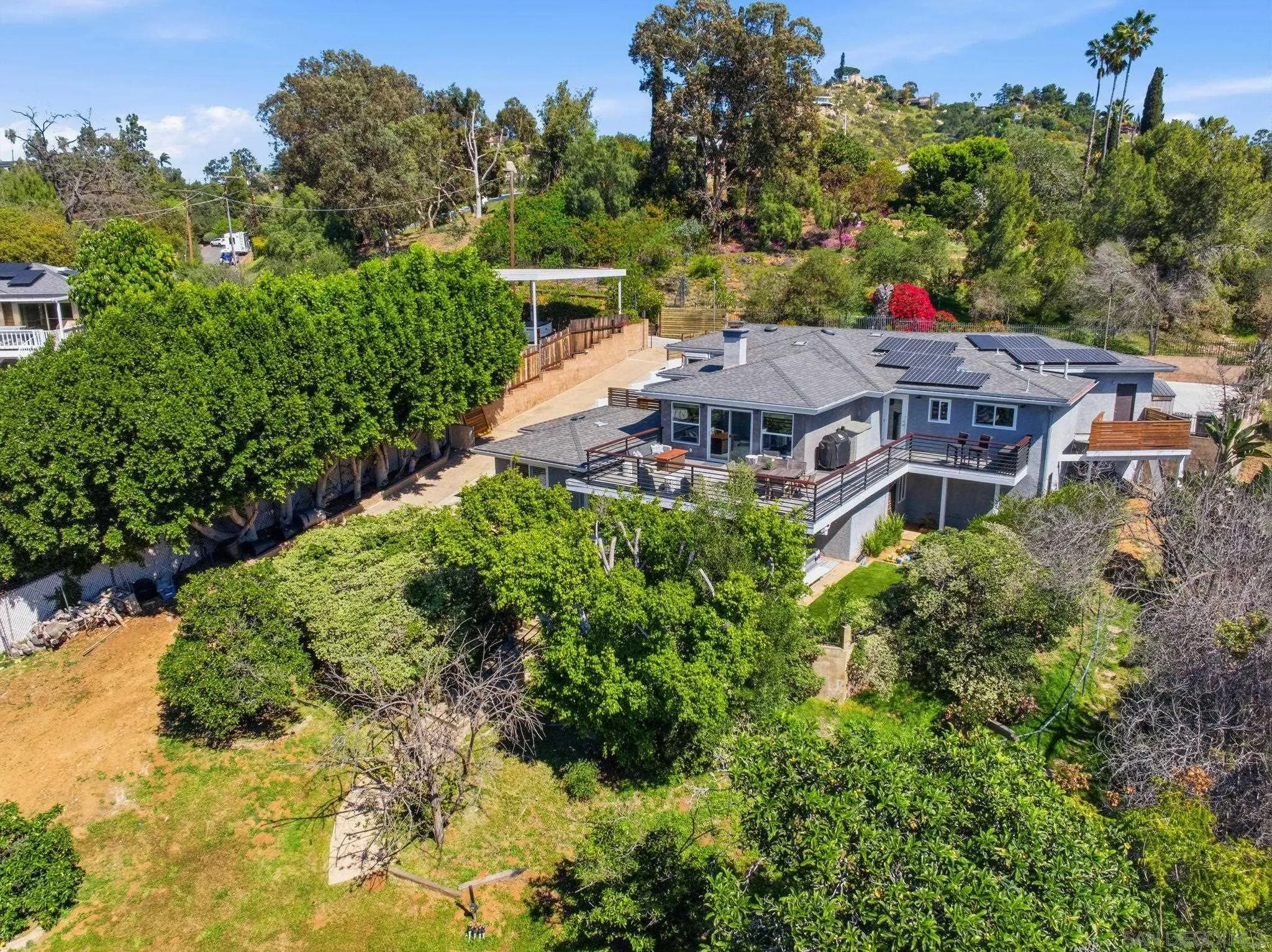 https://cdn.realtyfeed.com/cdn/127/260005777/84207d2cfda753dcad74630f0f9560b9.webp