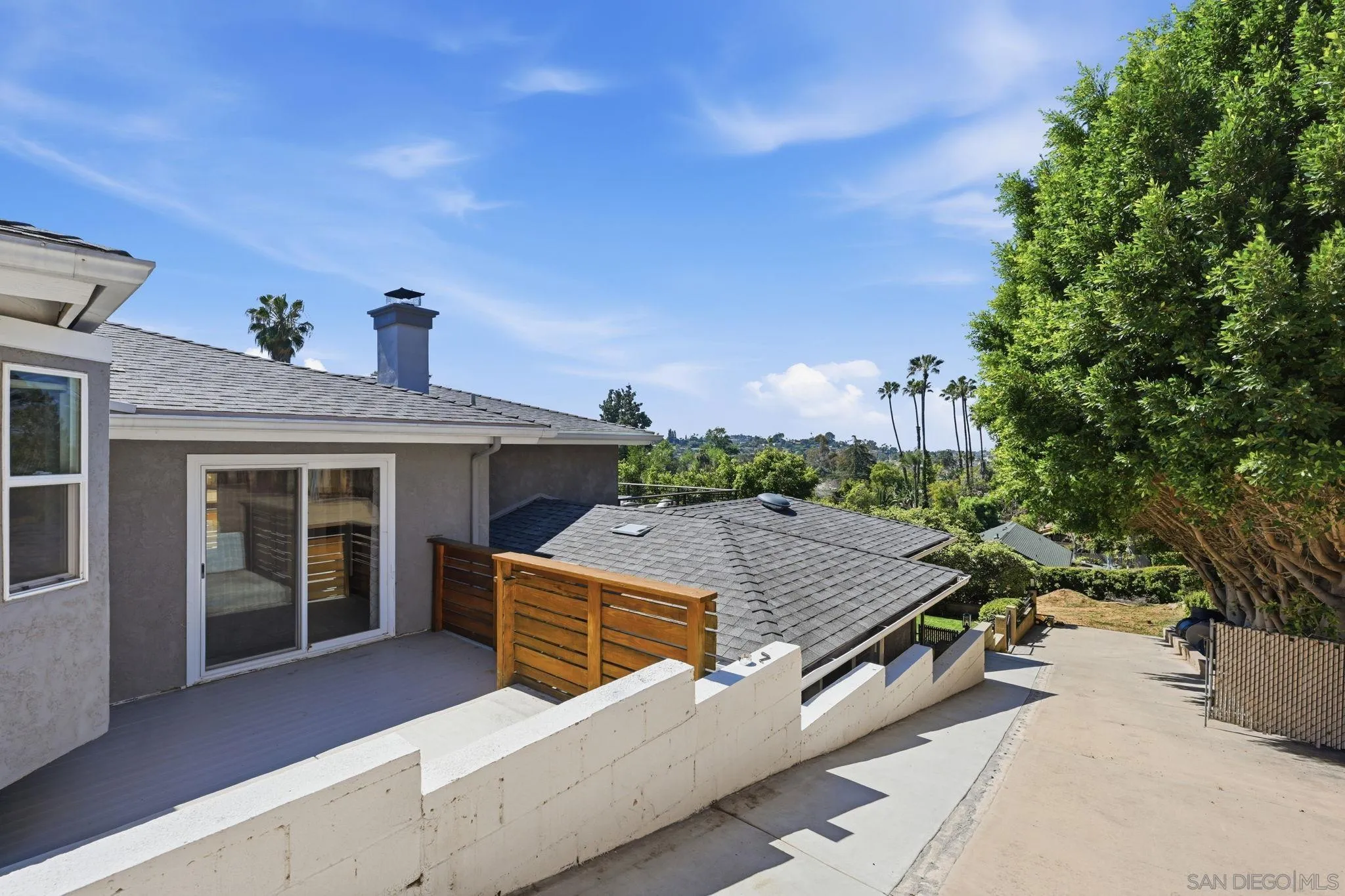 https://cdn.realtyfeed.com/cdn/127/260005777/b1baefa7c57d5634f716eed7d0eb03d3.webp